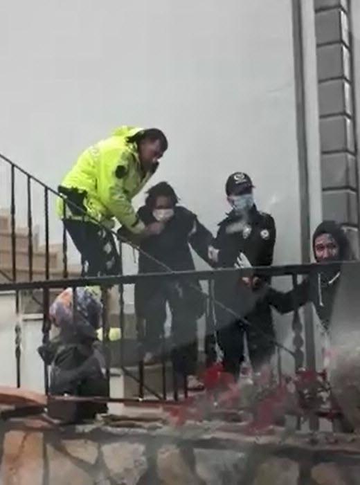 Bodrum ve Marmariste kuvvetli yağmur bugün de etkili oldu, evleri su bastı