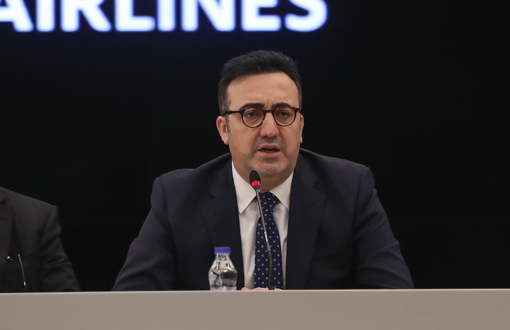 Kazakistandaki Türkleri taşıyan THYnin tahliye uçağı İstanbula indi