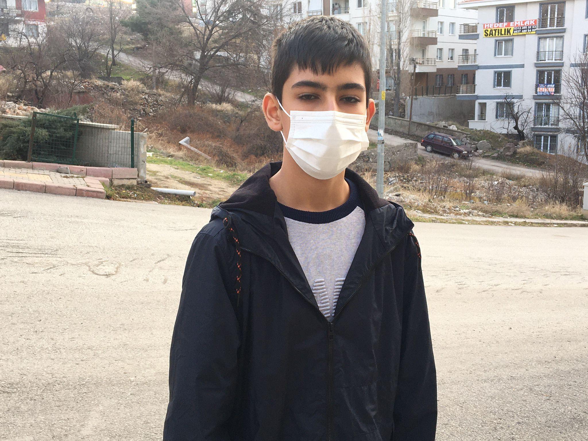 Aynı mahallede 2 köpek saldırısı daha; 2 yaralı