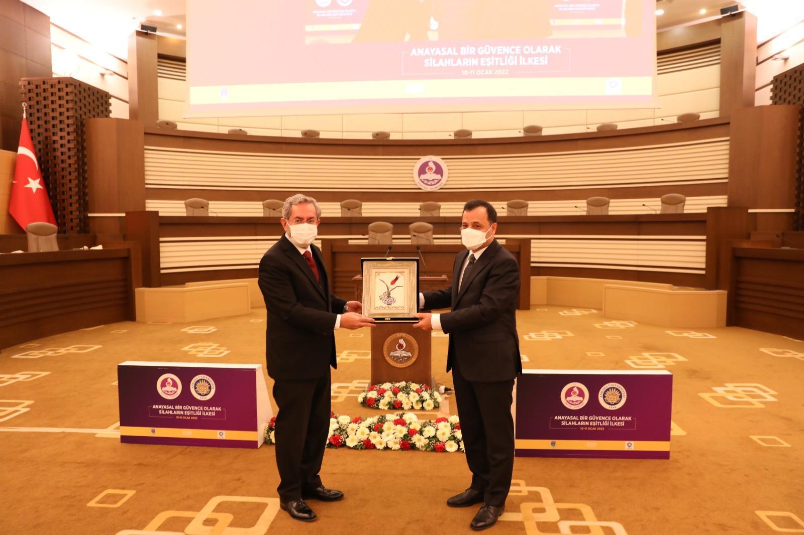 AYM Başkanı Arslan: Adil yargılanma hakkıyla ilgili bir meselemiz var