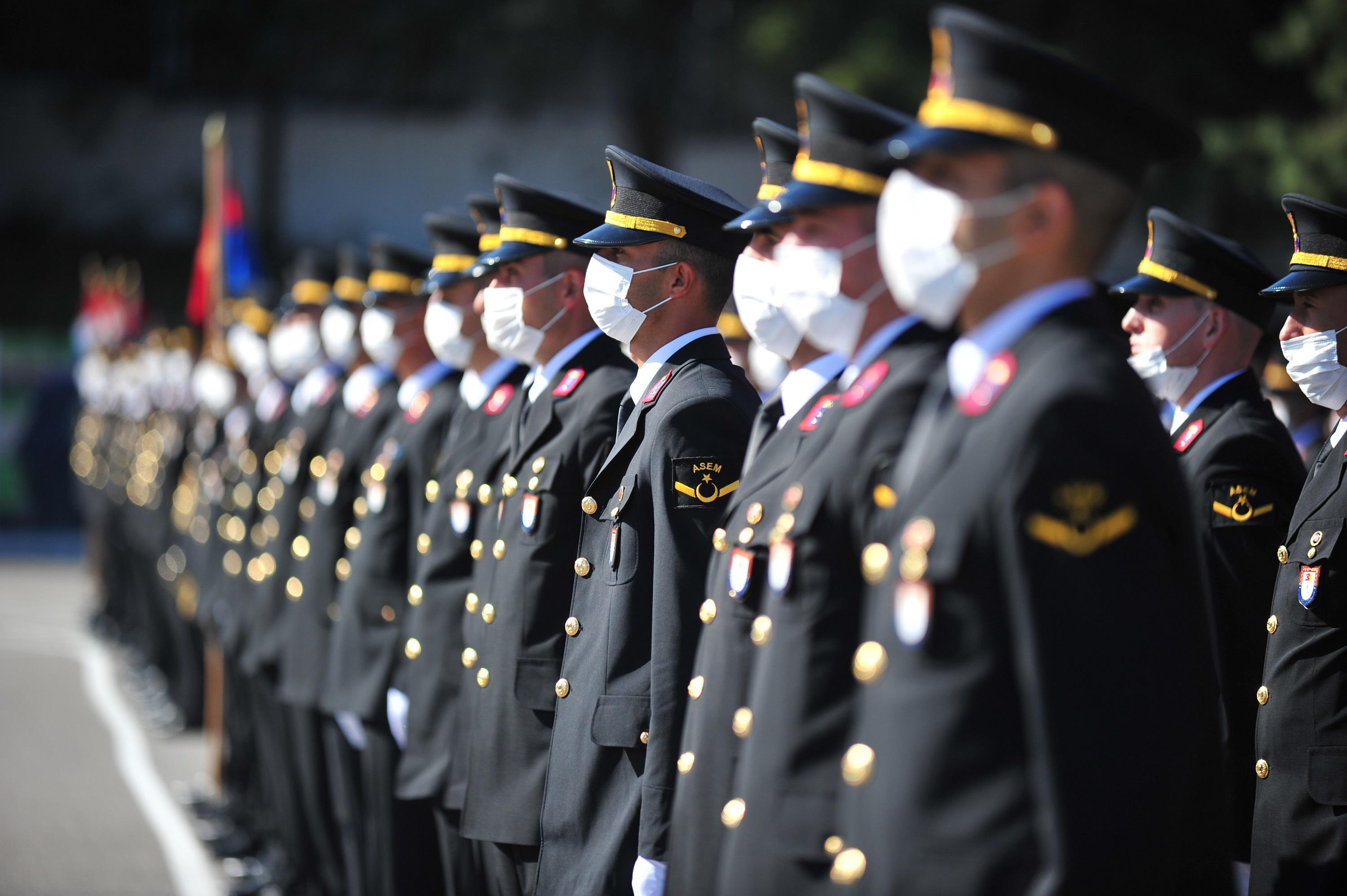 Bursada jandarma astsubay adaylarının yemin töreni