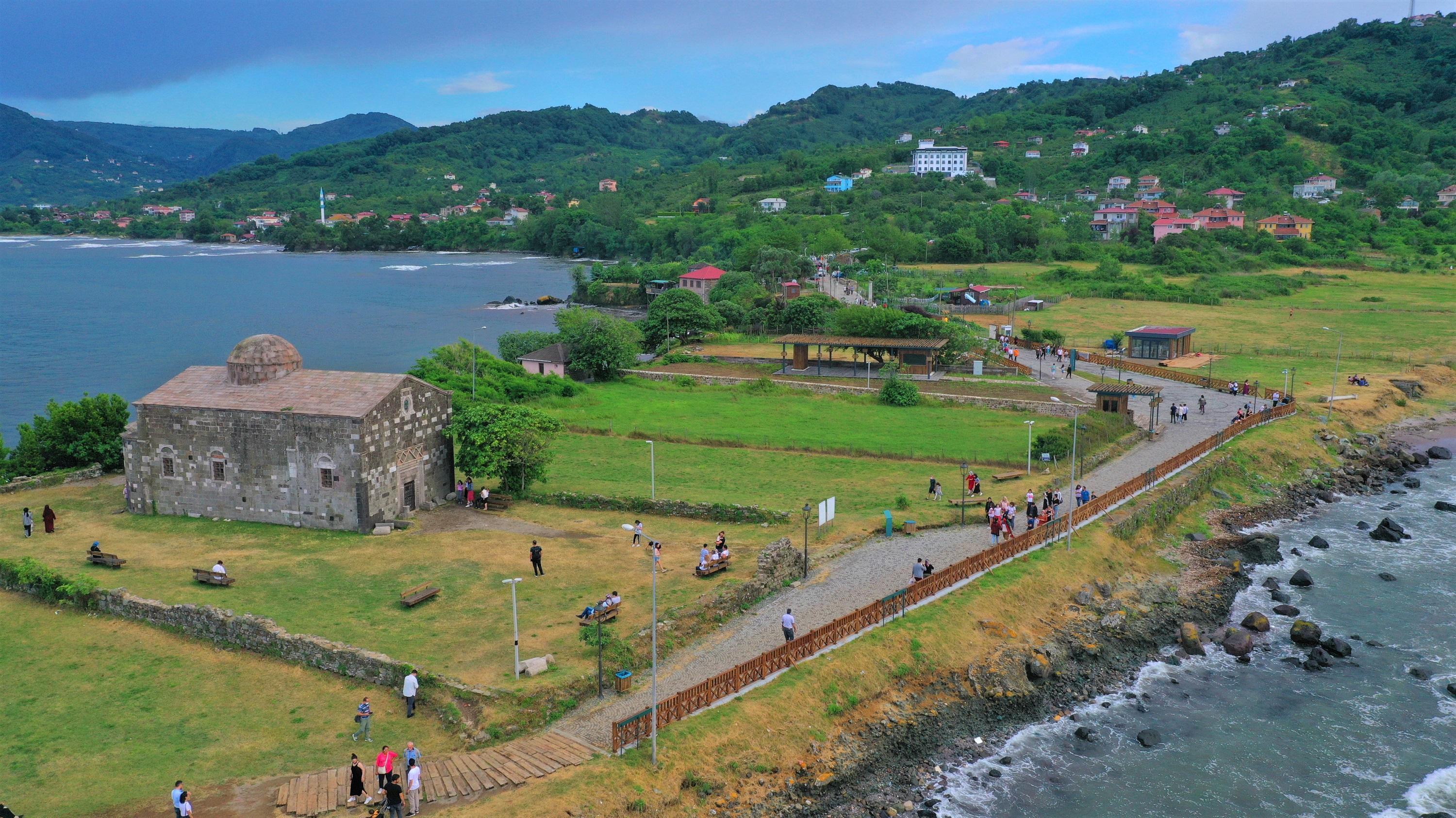 Yason Burnu için 14 bin kilometre yol katediyorlar