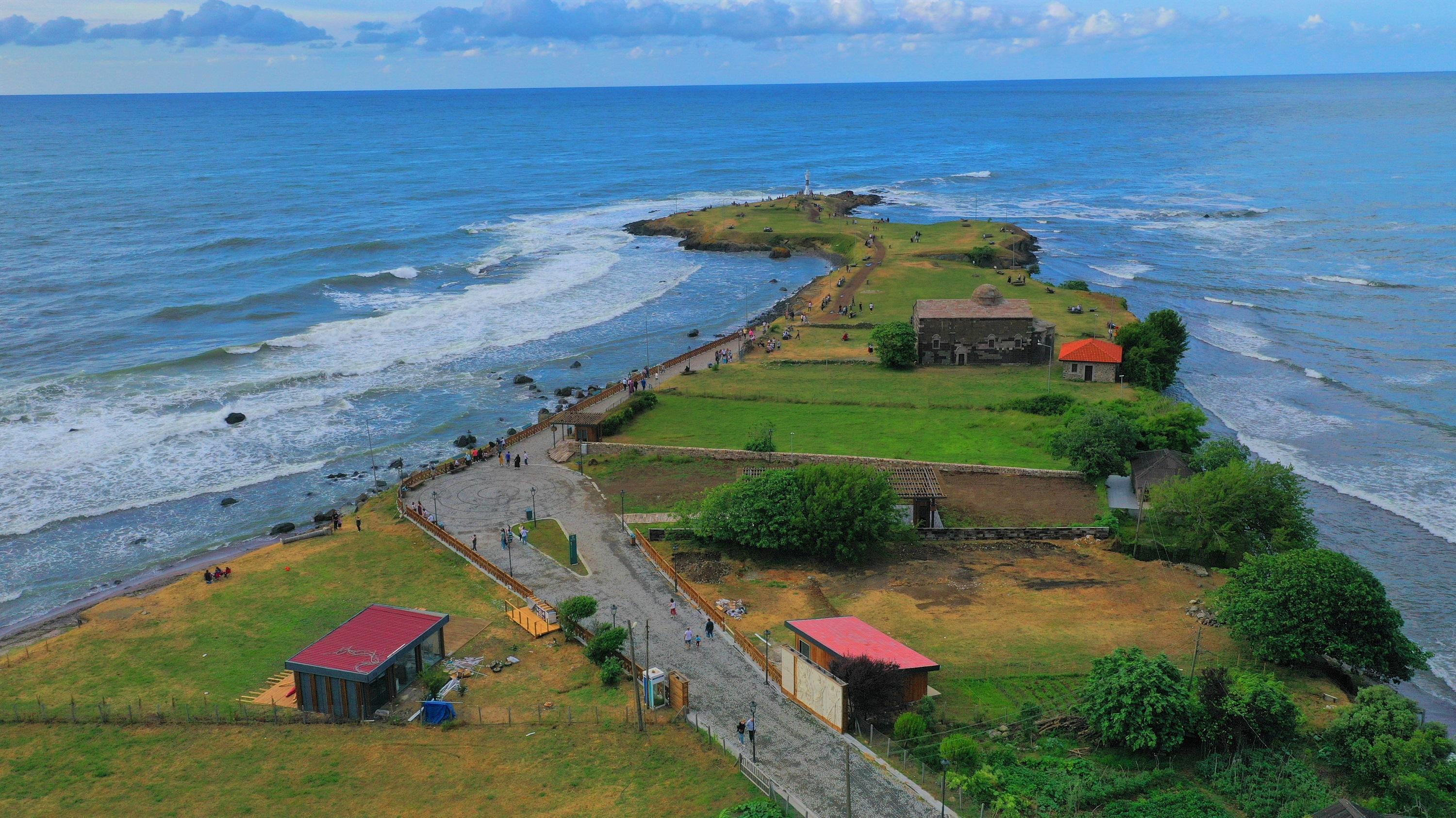 Yason Burnu için 14 bin kilometre yol katediyorlar