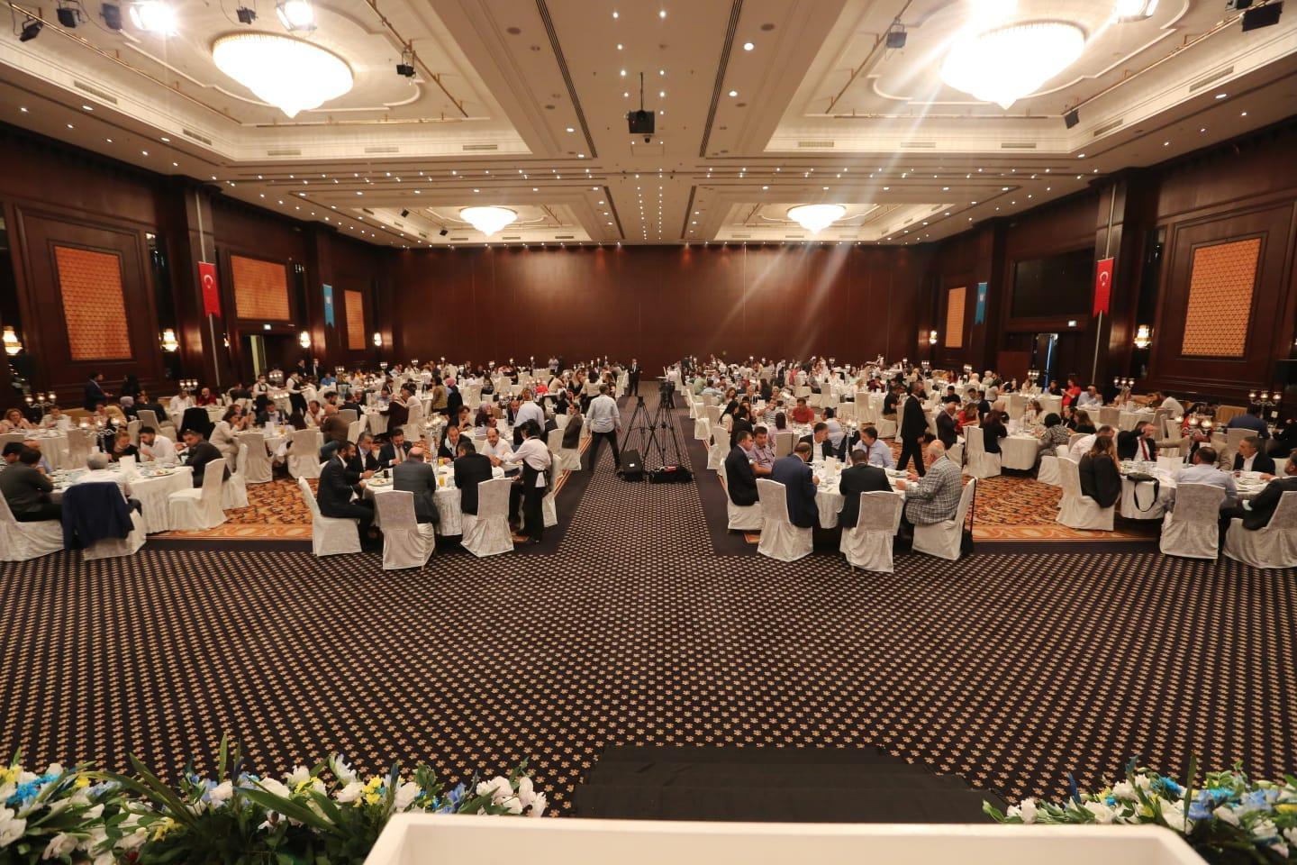 Sağlık-Sen Başkanı Durmuş’tan yüzde 20’lik zam açıklaması: Doktorların maaşı düşmeyecek