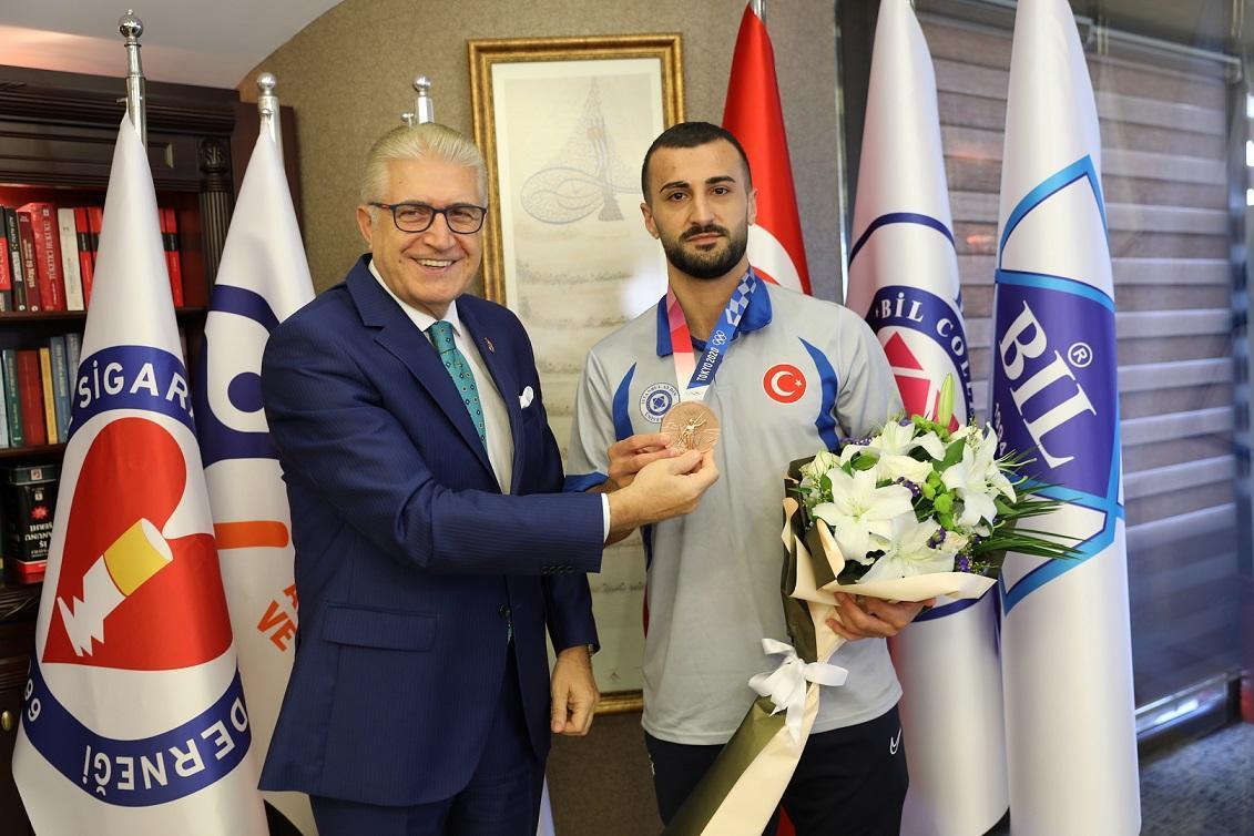 Milli karateci Uğur Aktaş: Kas yırtığına rağmen bronz madalya kazandım