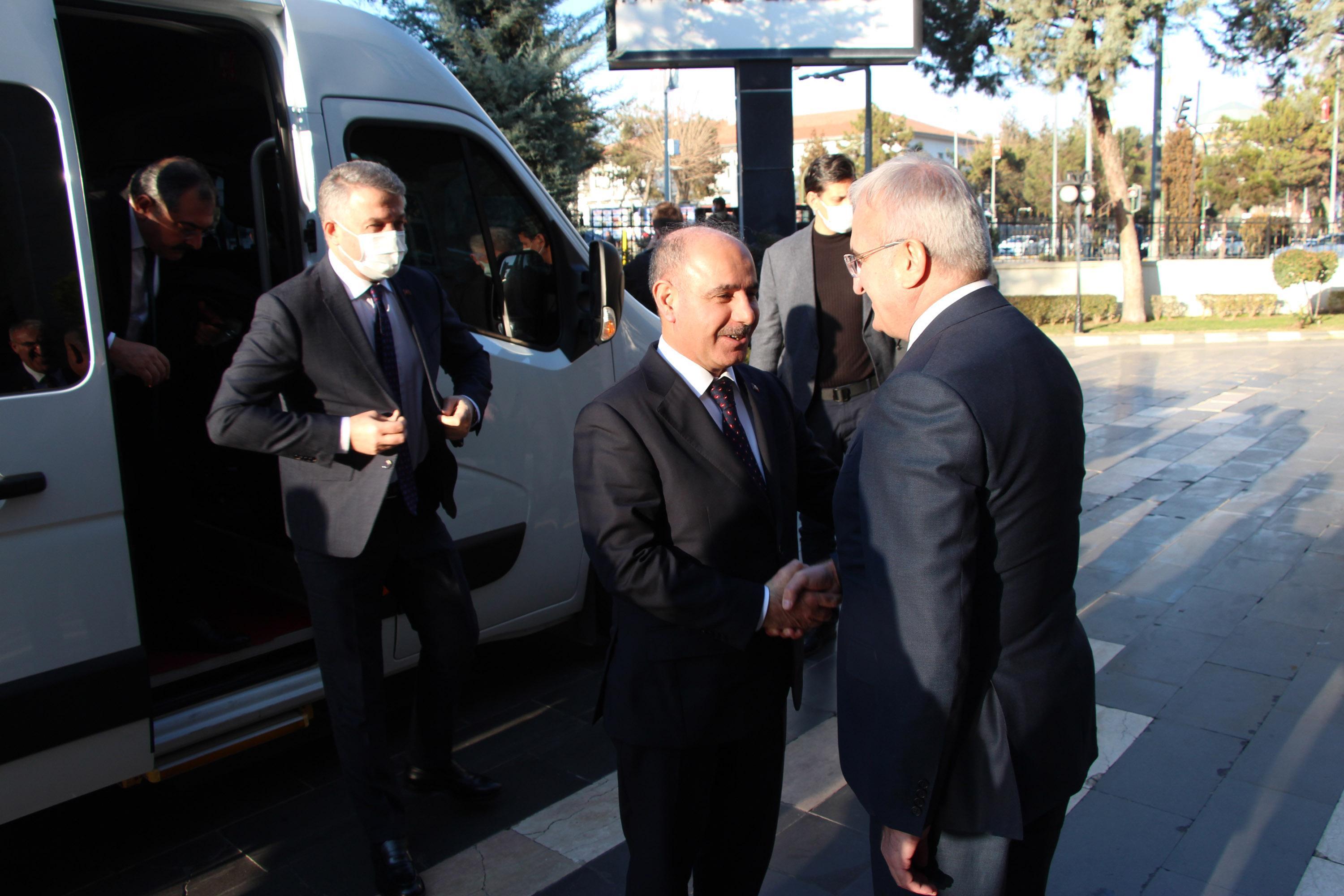 Emniyet Genel Müdürü Aktaştan Diyarbakırda güvenlik toplantısı