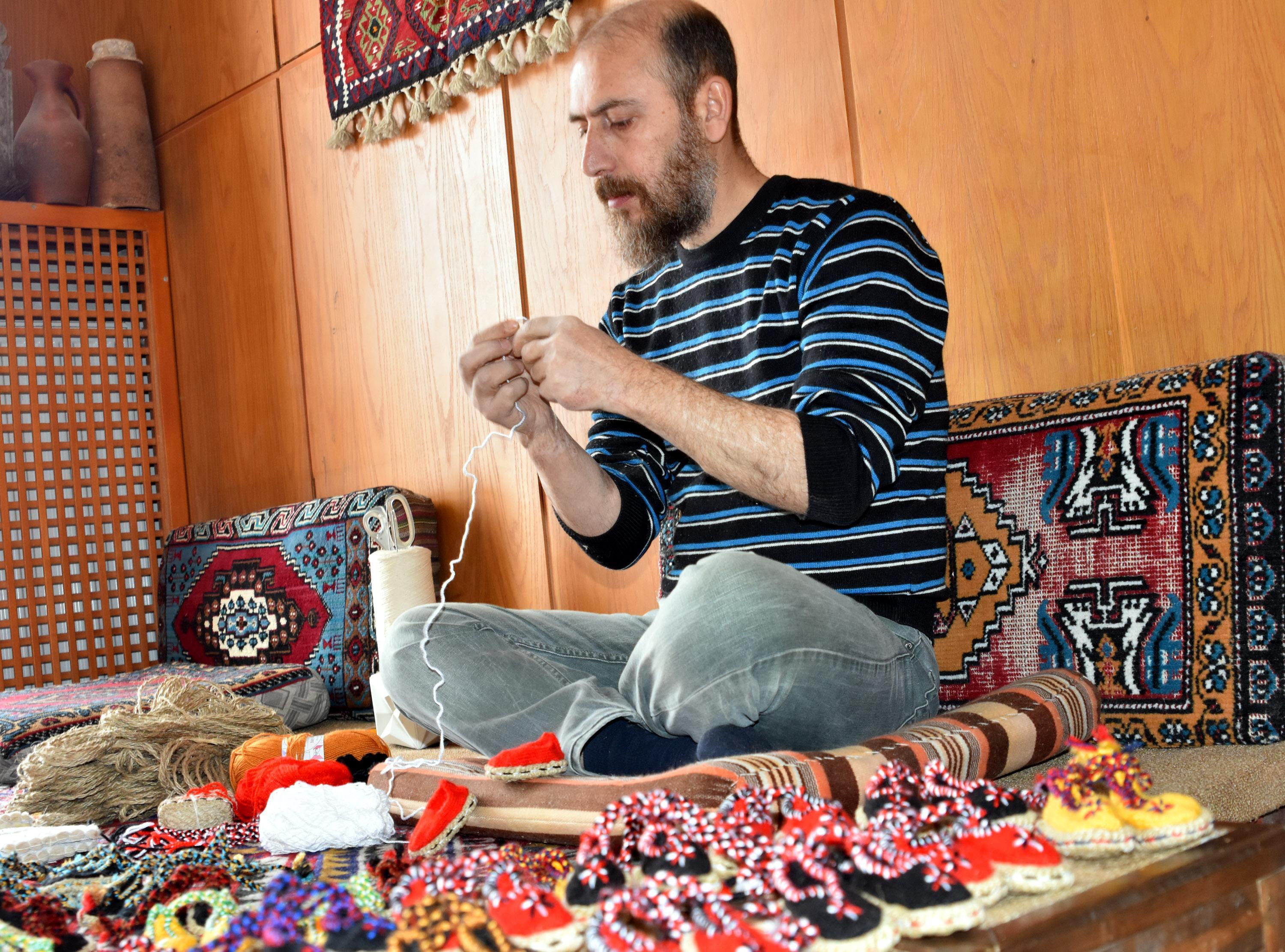 Bitlisin yöresel ayakkabısı ‘harik’ süs eşyası oldu