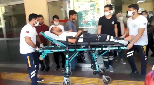 Şanlıurfa’da ambulans devrildi; yeni doğan bebek öldü, 2 sağlıkçı ve şoför yaralı