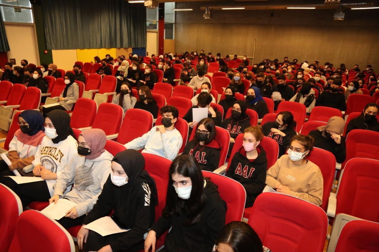 Eyüpsultan’da gençlere yönelik sağlıklı beslenme semineri