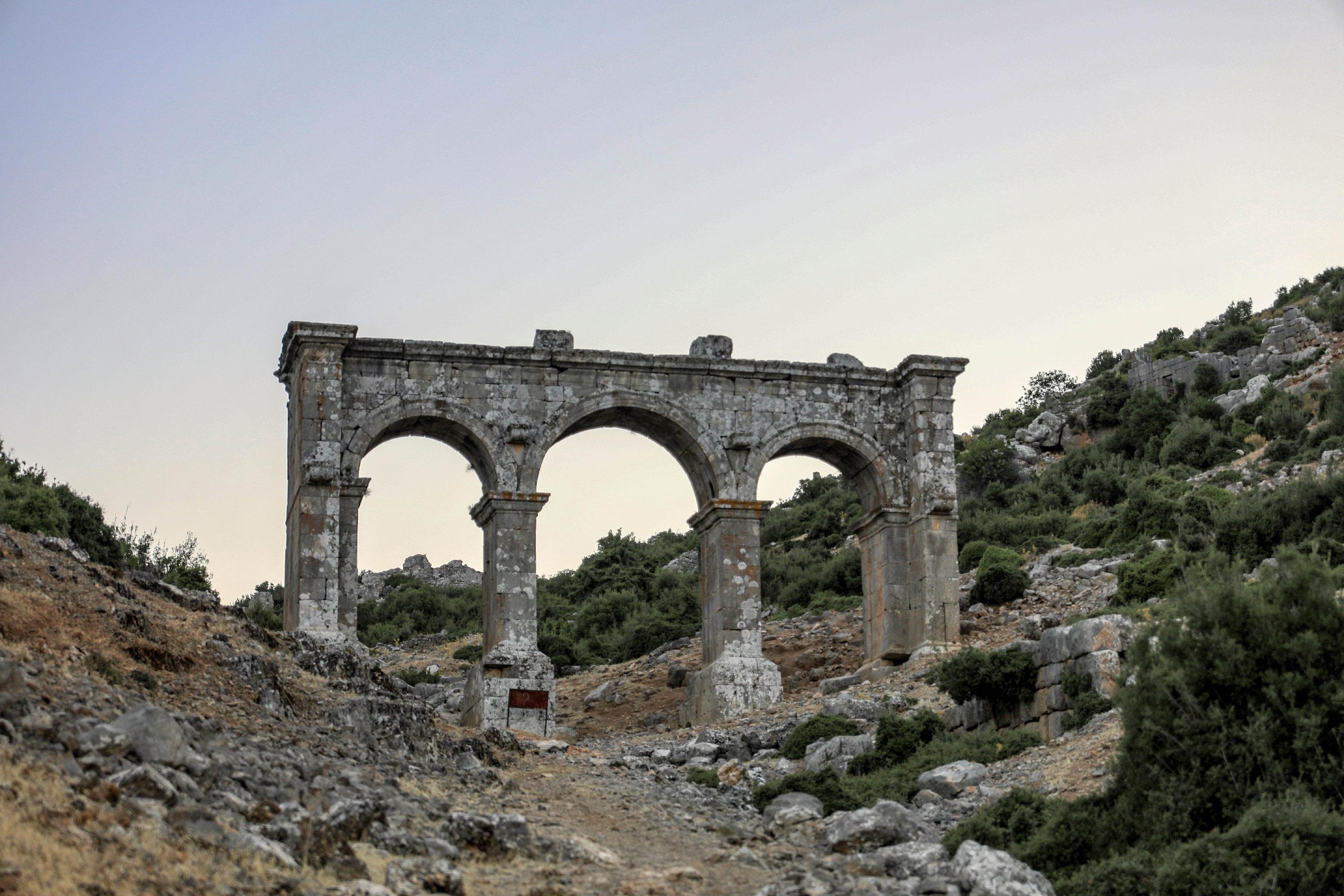Tarihi Üç Kapıların benzeri, keşfedilmeyi bekliyor