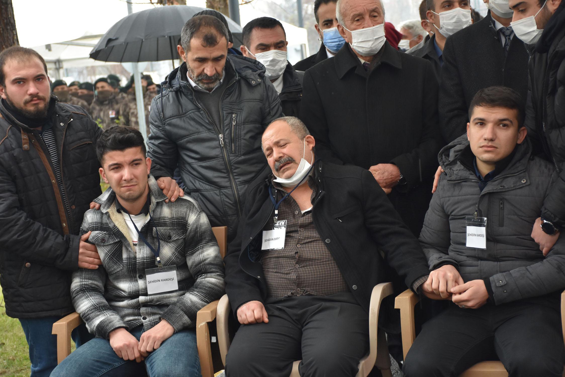 Şehit mahalle bekçisi için tören düzenlendi