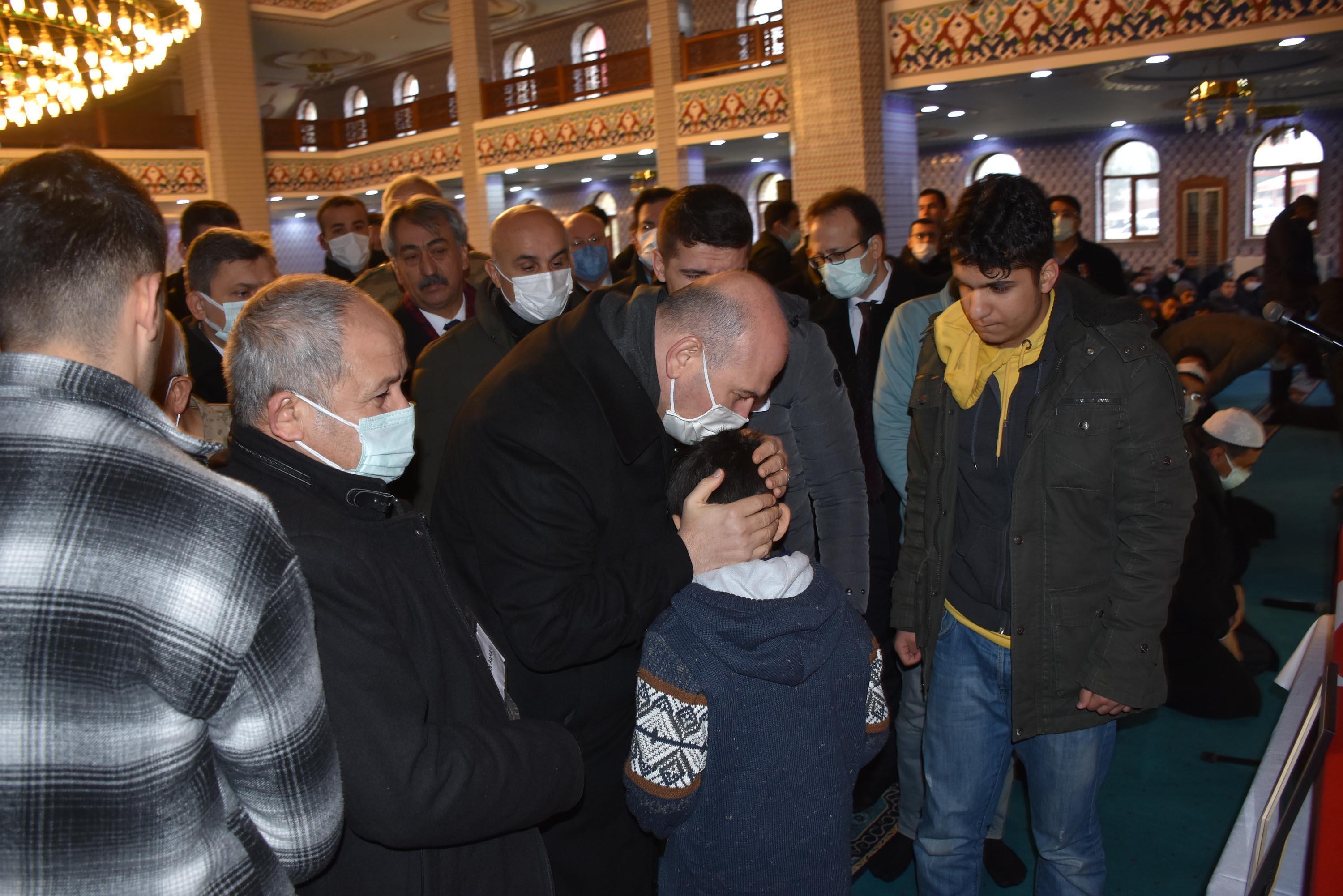 Şehit mahalle bekçisi için tören düzenlendi