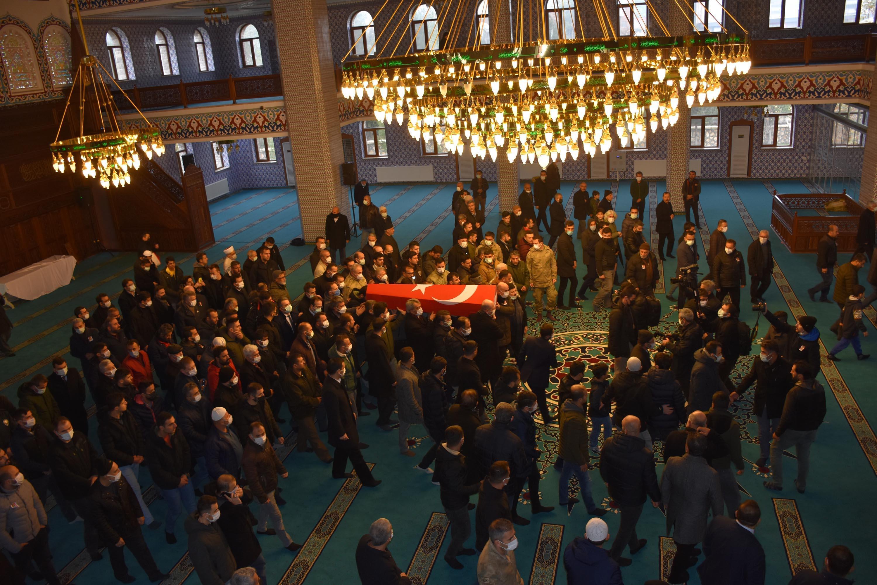 Şehit mahalle bekçisi için tören düzenlendi