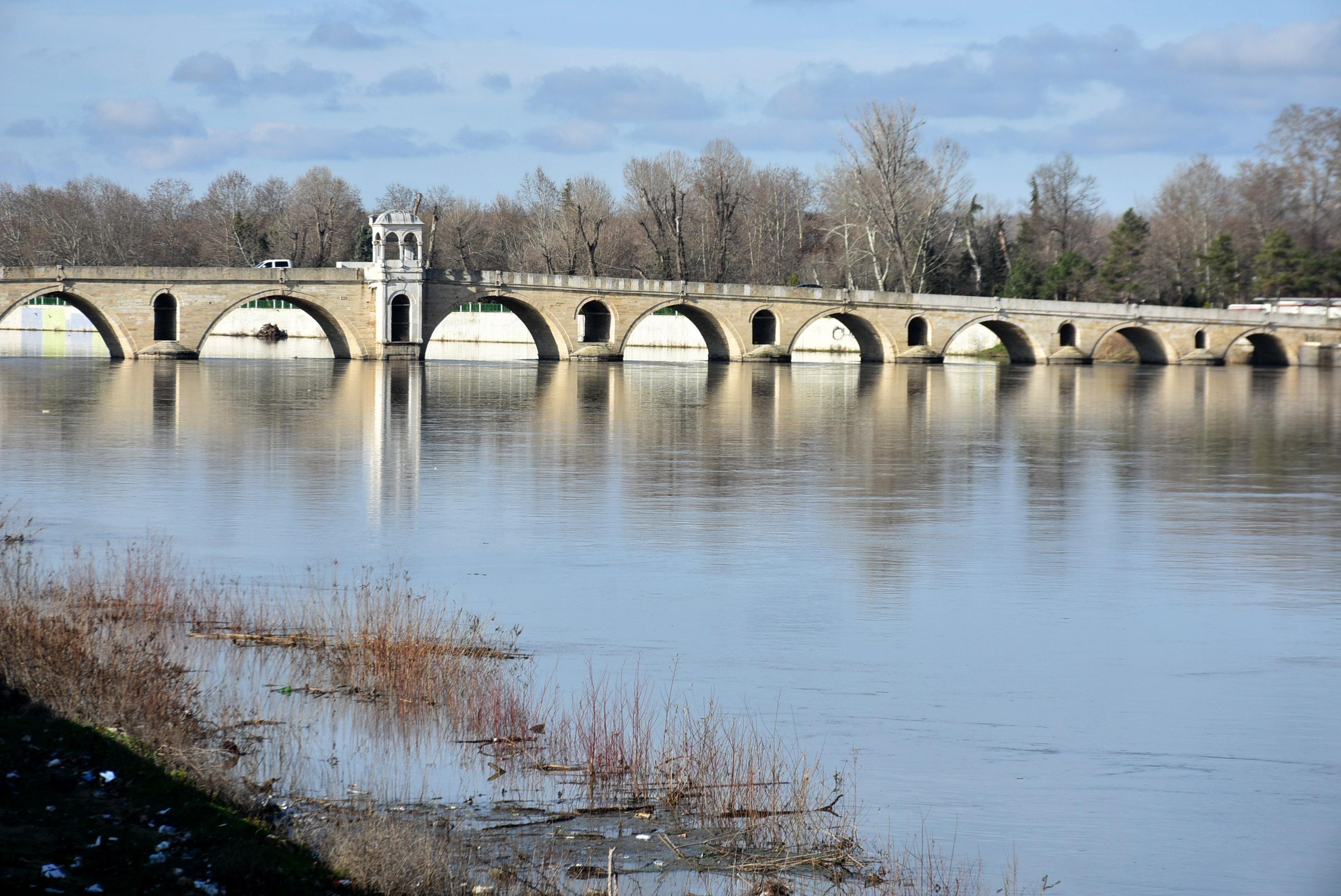 Meriç ve Tunca nehirlerinde su seviyesi 4 kat arttı