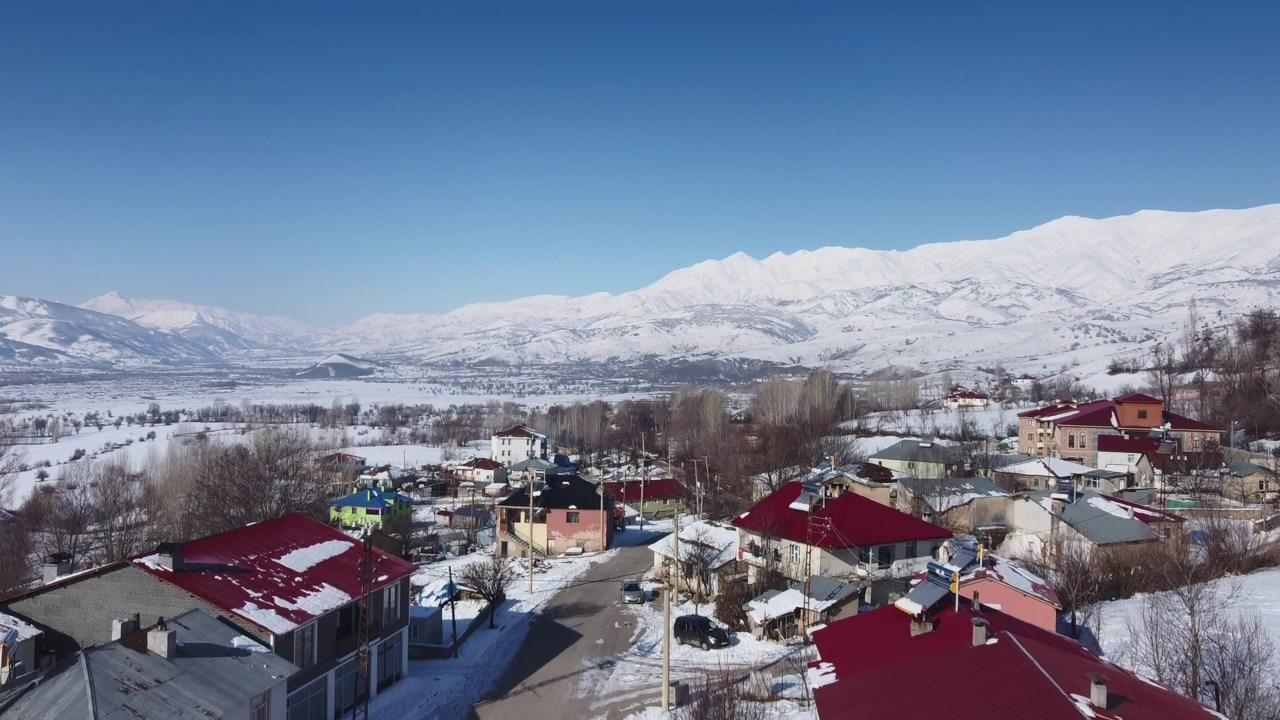 Beyaza bürünen Yedisuda kar manzaraları
