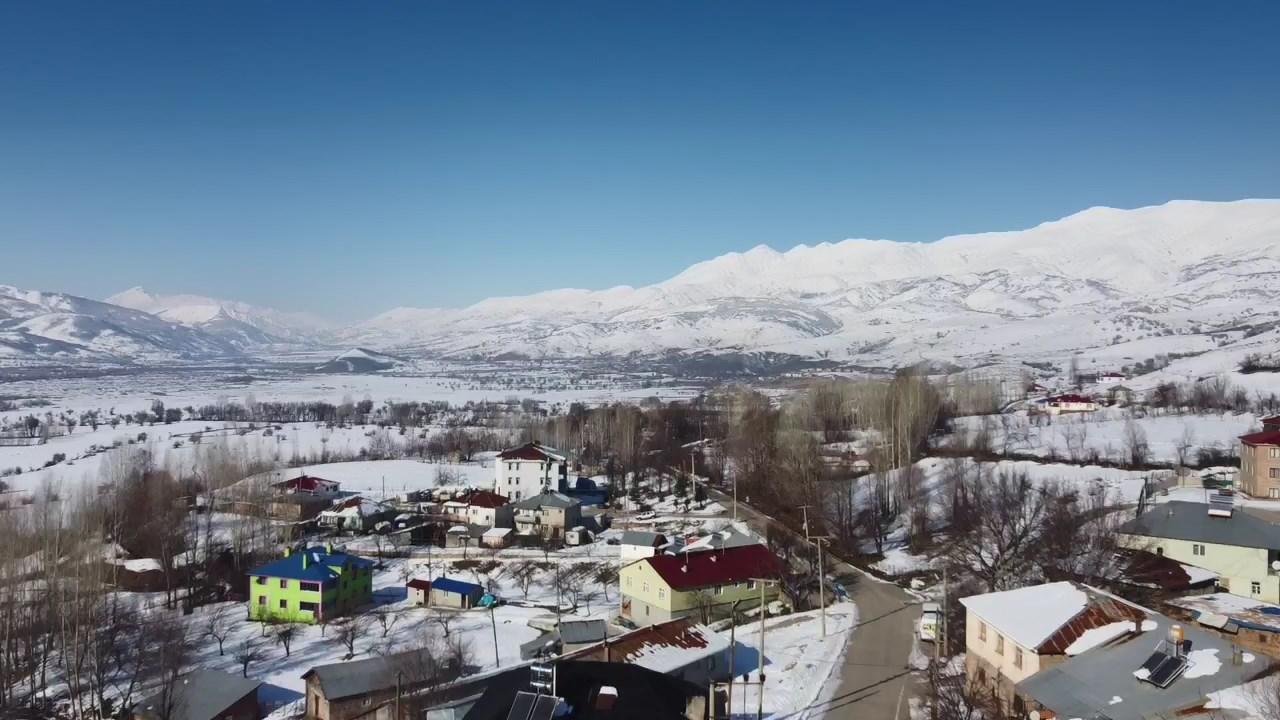 Beyaza bürünen Yedisuda kar manzaraları