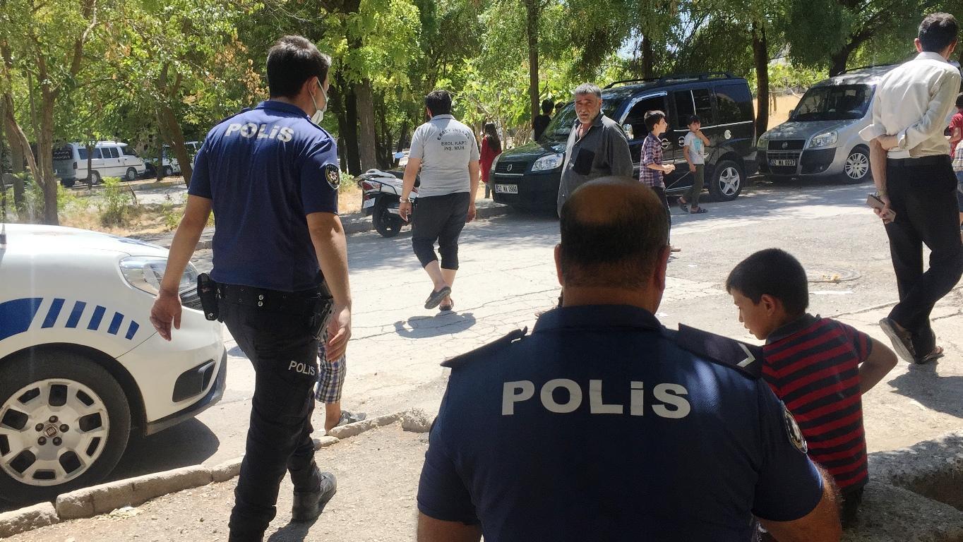 Adıyamanda çocukların kavgasına büyükler dahil oldu: 1 yaralı, 3 gözaltı