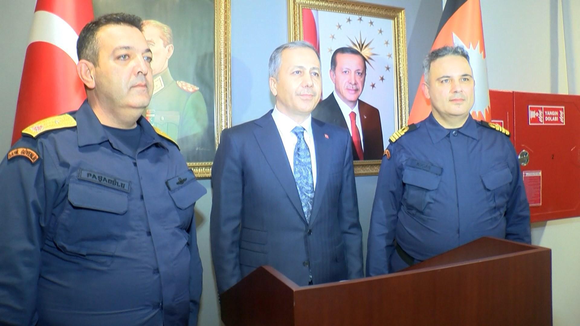 Bakan Yardımcısı Muhterem İnce ile Vali Yerlikayadan trafikçilere ziyaret