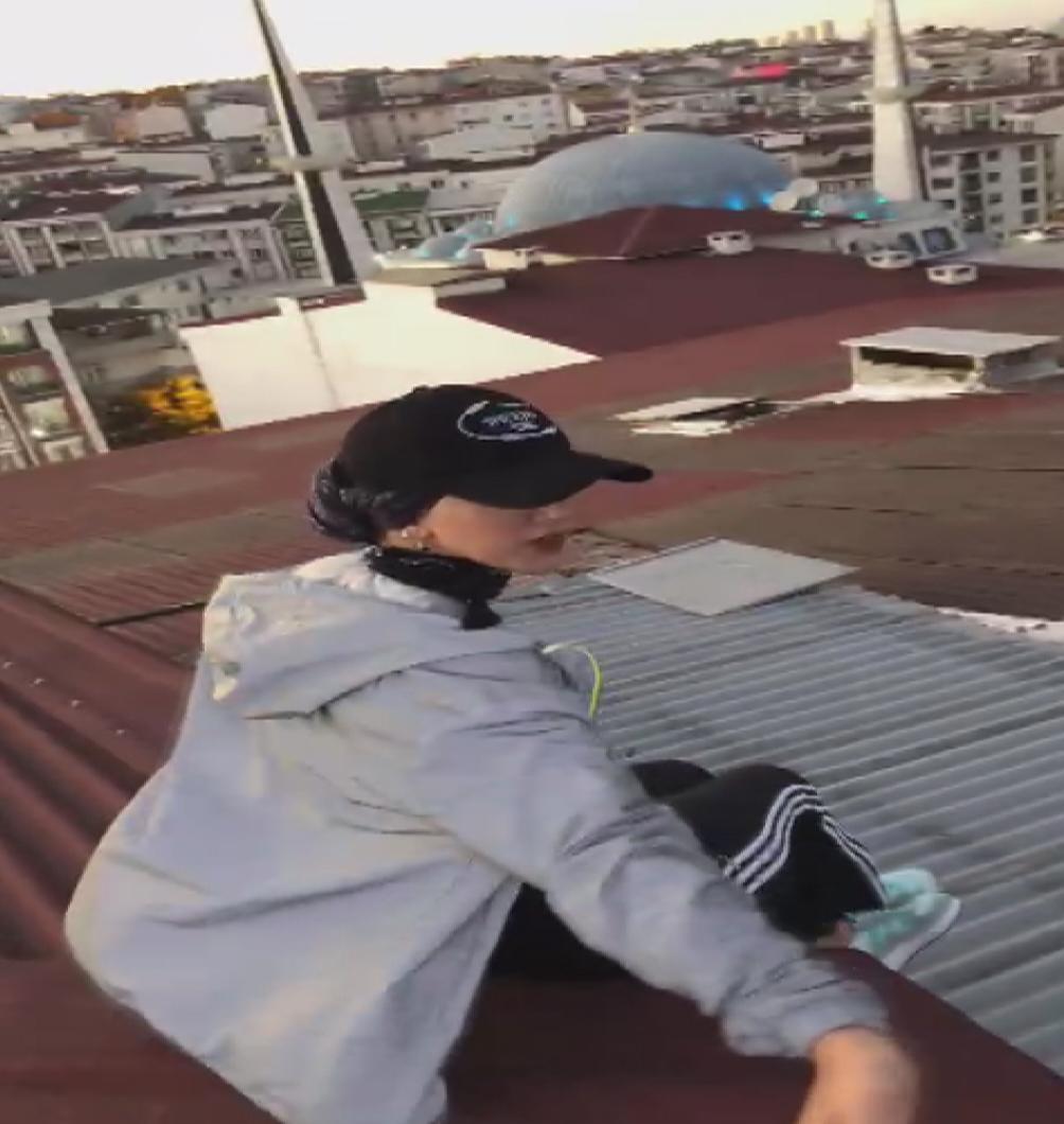 Tragic death during the photo shoots for social media... She recorded those moments