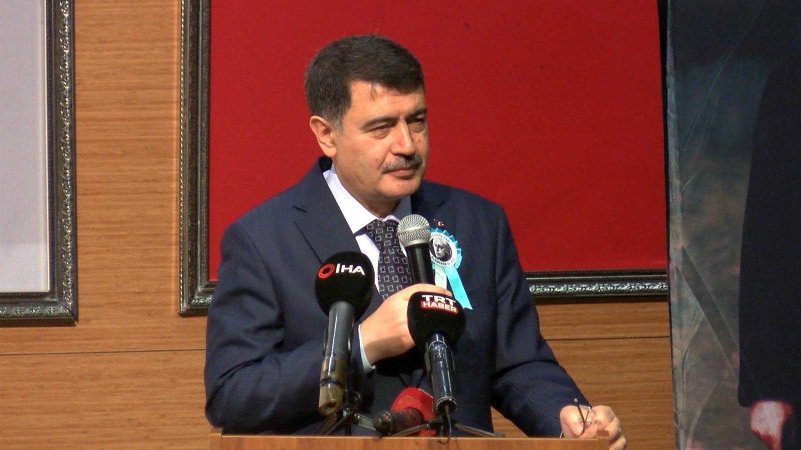 Eski Milli Eğitim Bakanı Ahmet Tevfik İleri anıldı