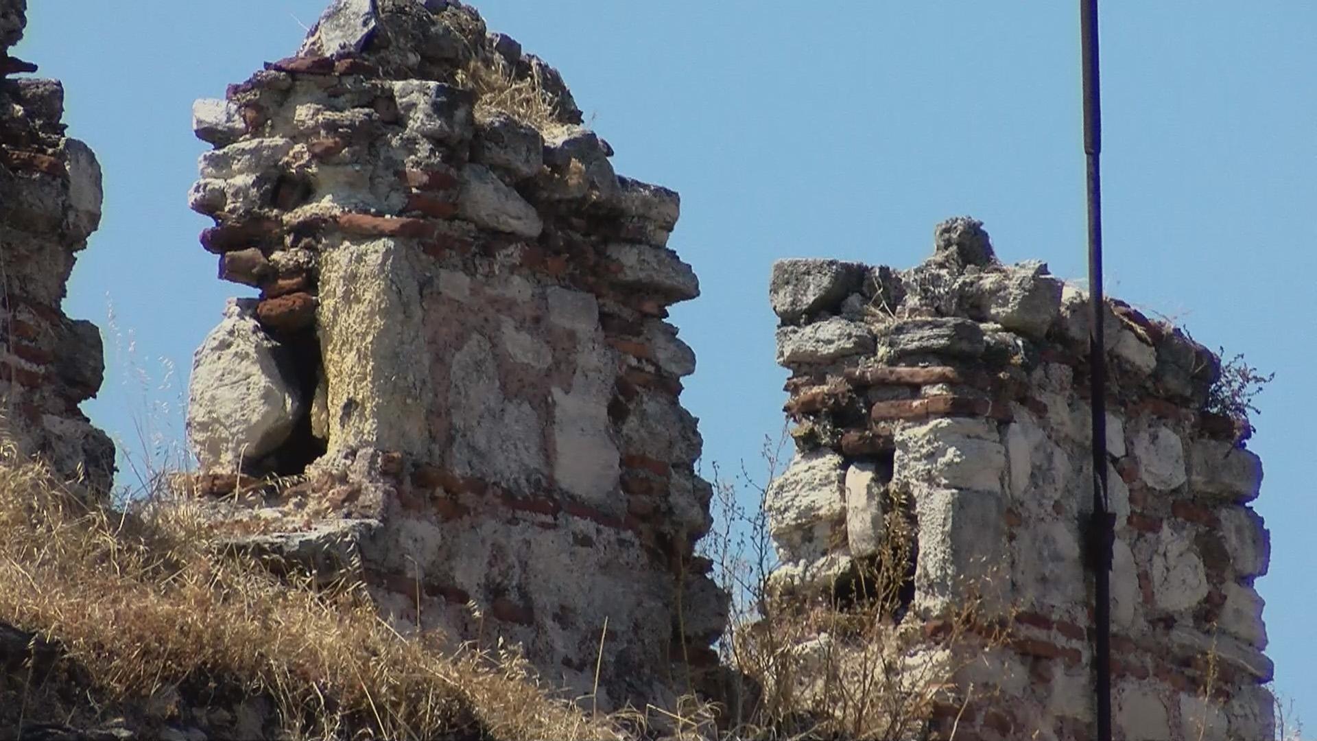 Tarihi Kontaskalion Limanı otopark olarak kullanılıyor