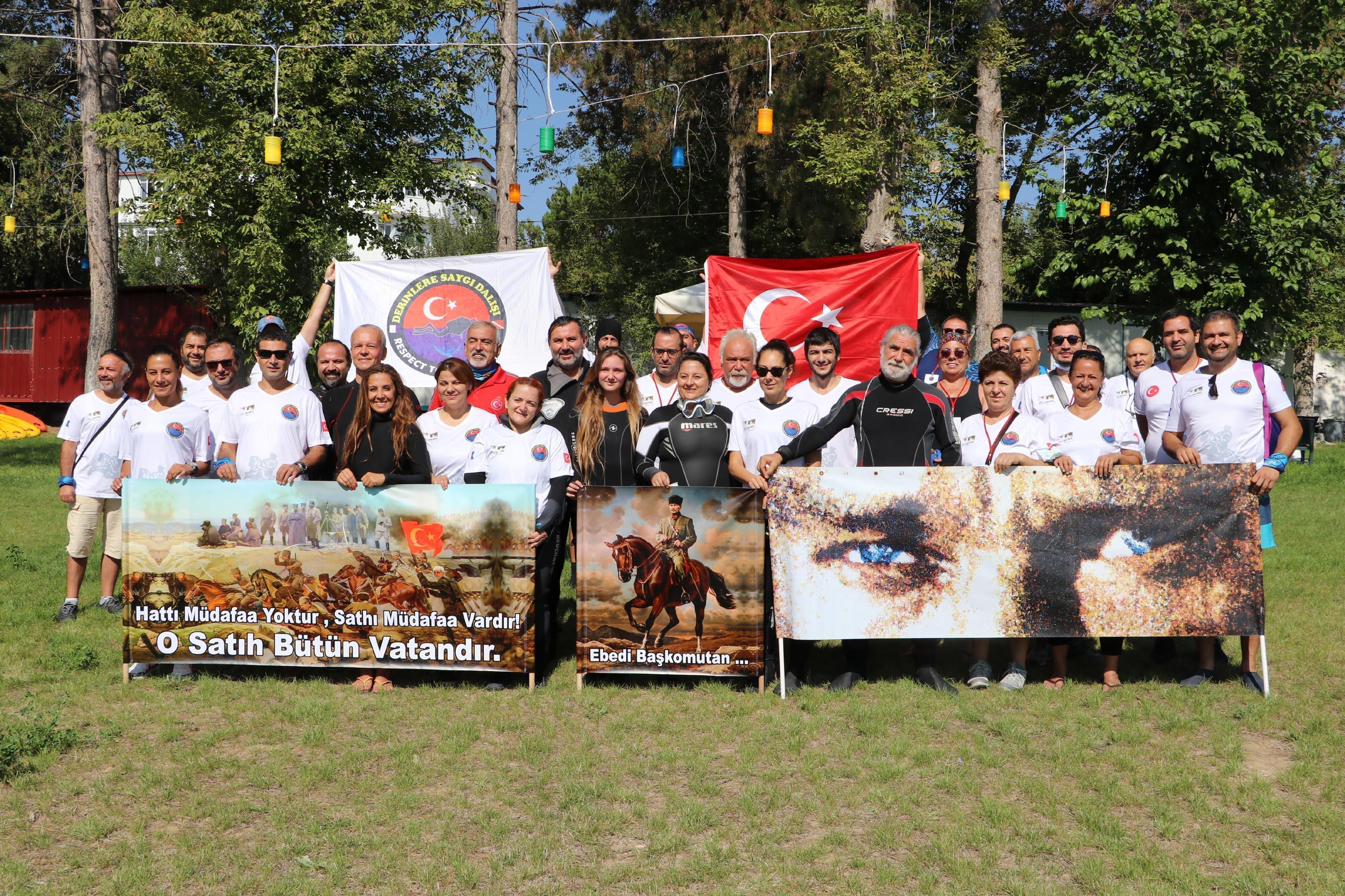 Commemorative dive in the 100th anniversary of Sakarya Battle Victory