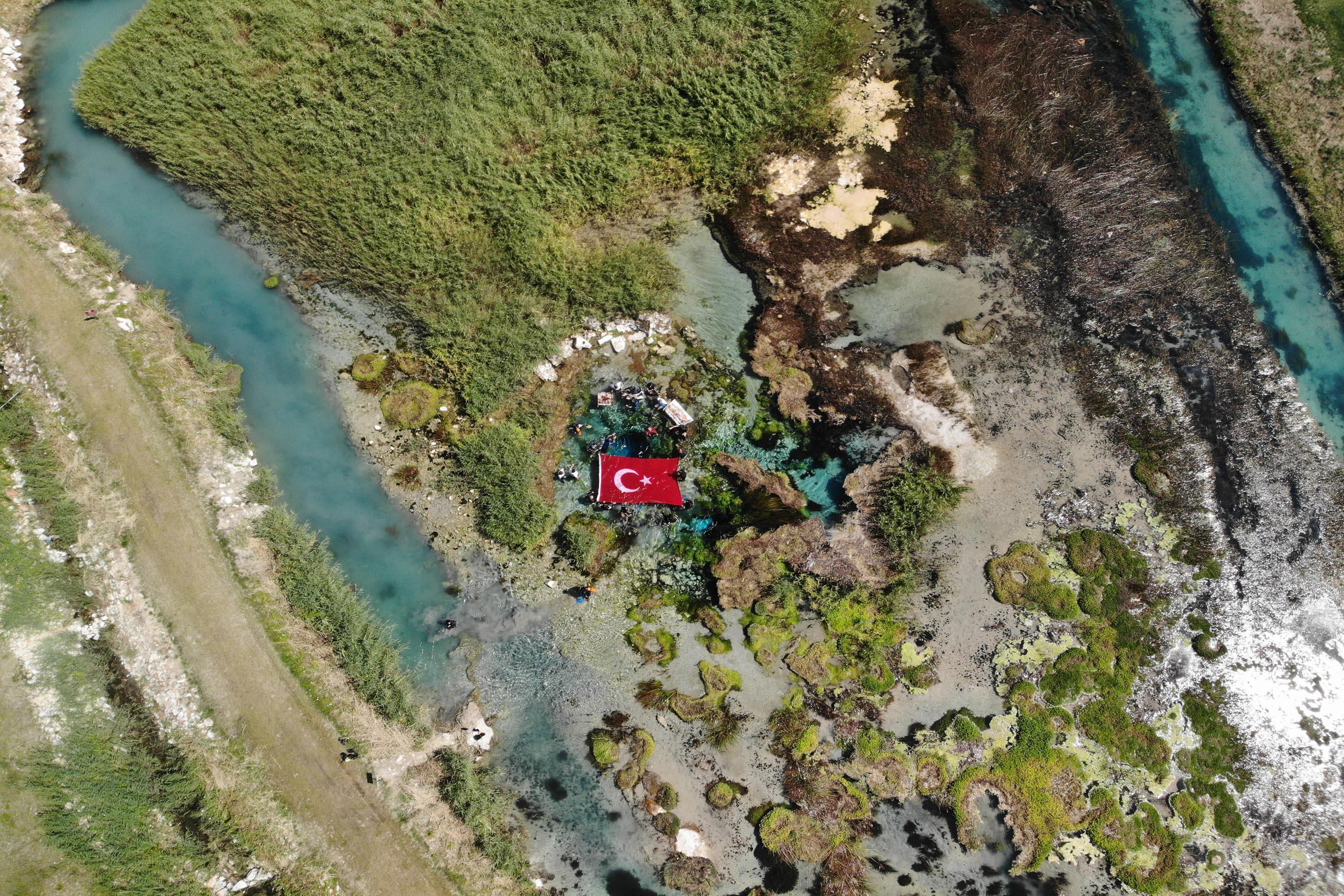 Commemorative dive in the 100th anniversary of Sakarya Battle Victory