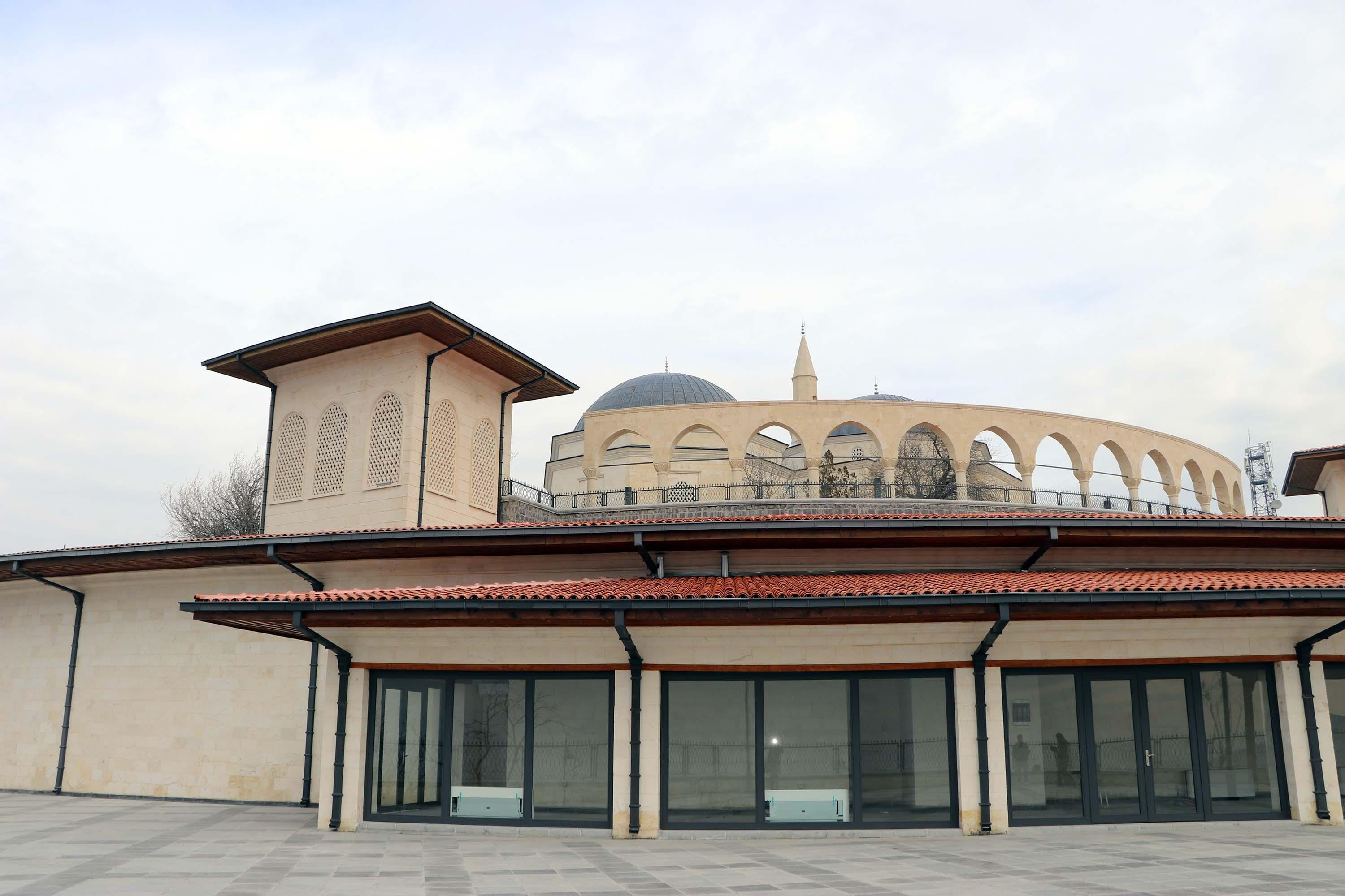 Hazreti Ukkaşe Türbesinin restorasyonu tamamlandı