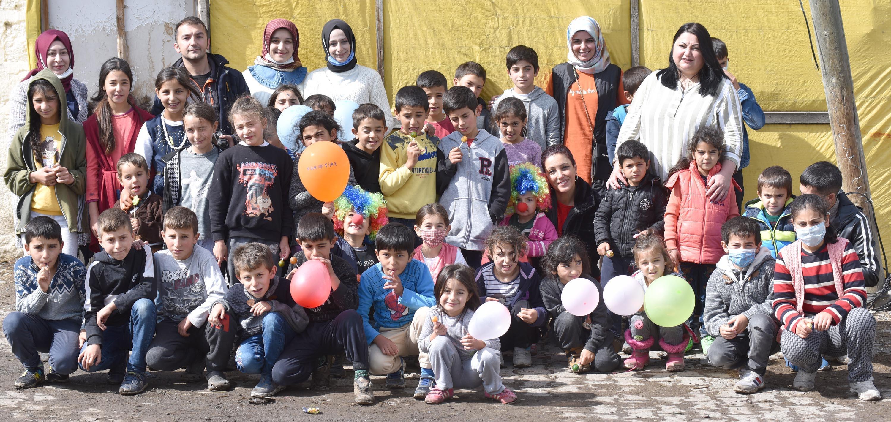 Karslı çocukların Noel Babaları