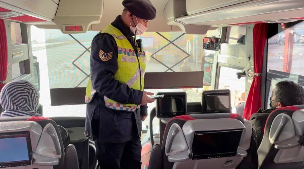 Bitliste jandarma, akıllı yaka kamerası kullanmaya başladı