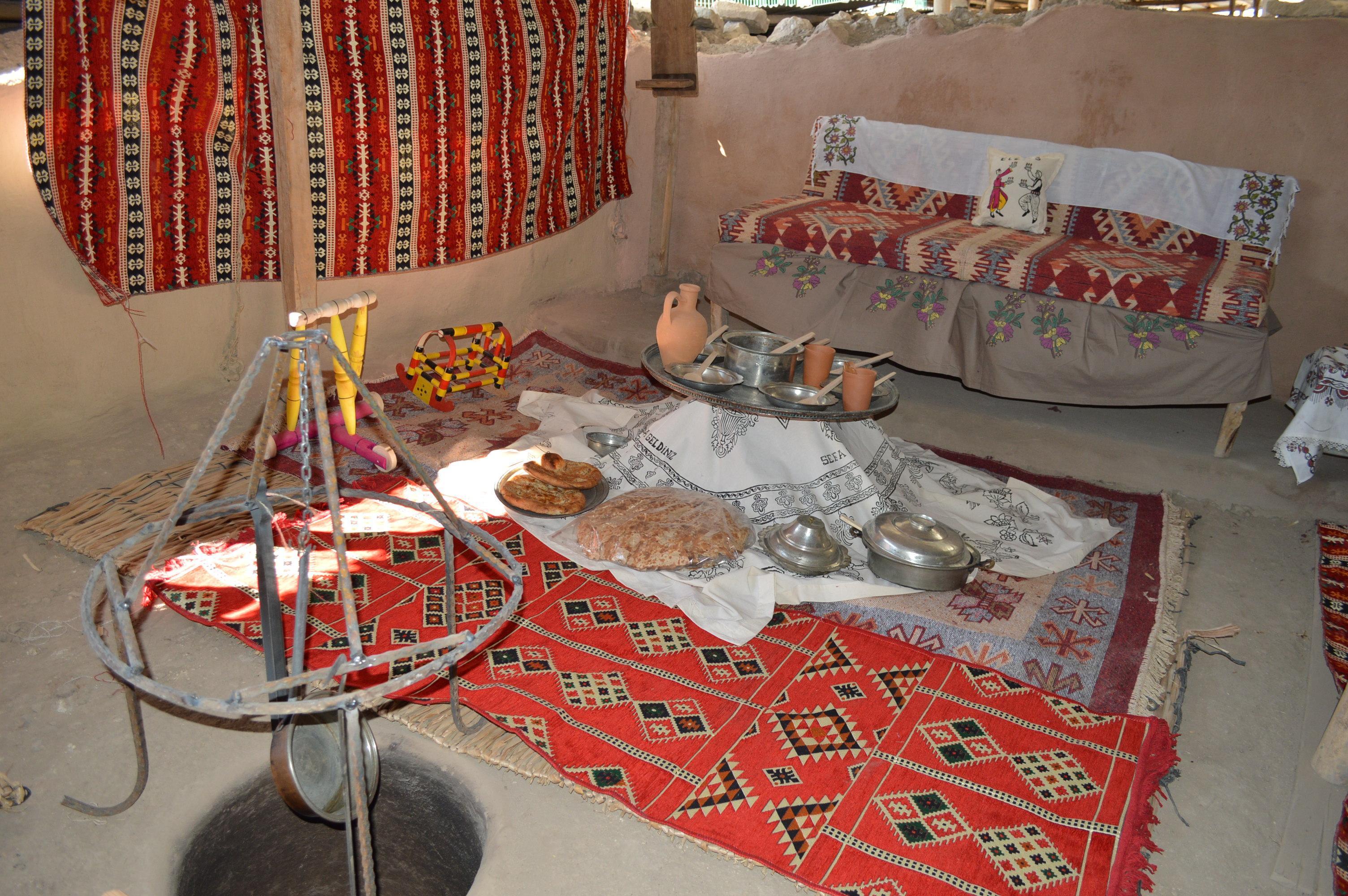 Tarihi Harput Kalesinde 3 alan ziyaretçilere açıldı