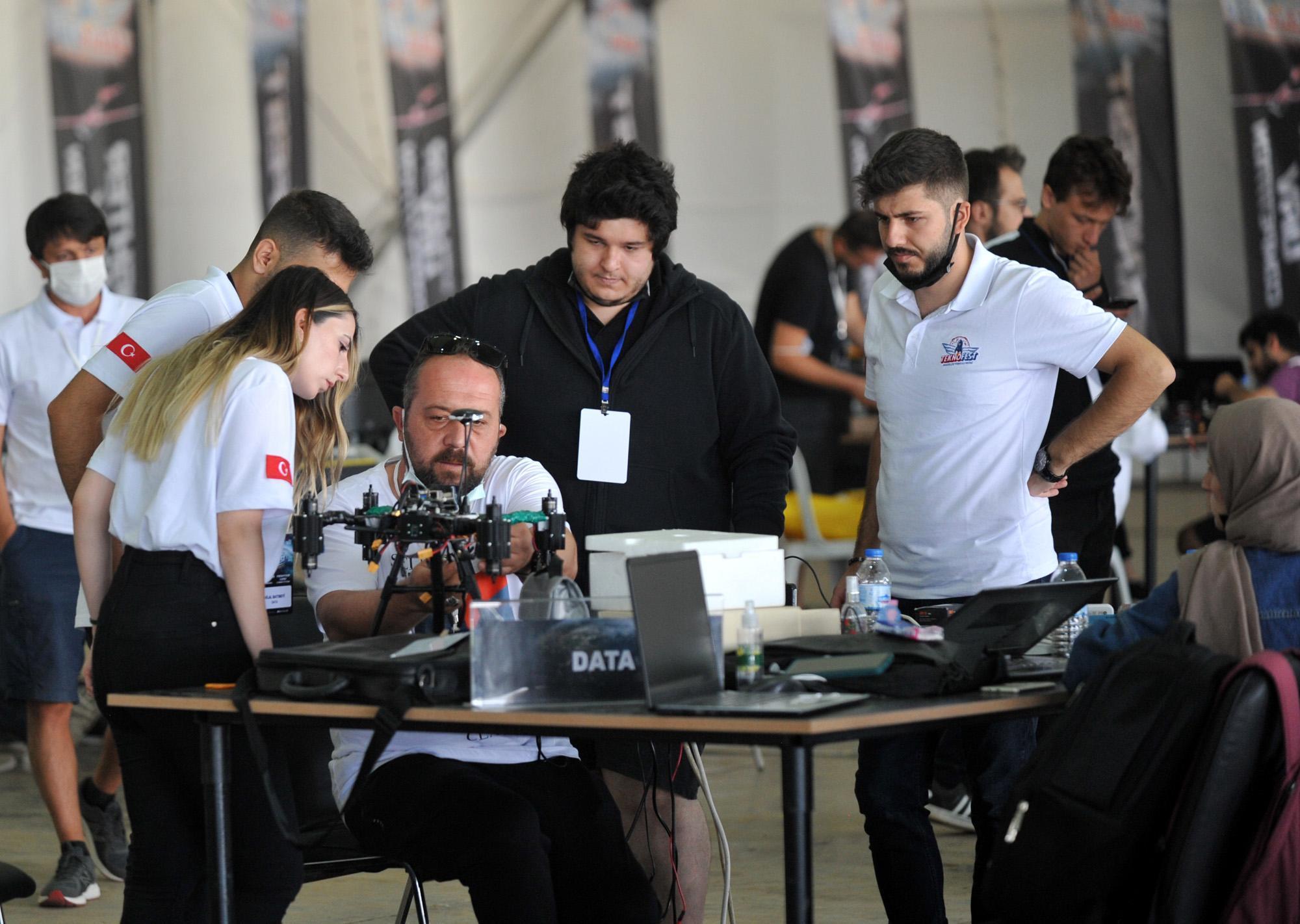 TEKNOFEST Savaşan İnsansız Hava Araçları Yarışması, Bursada başladı