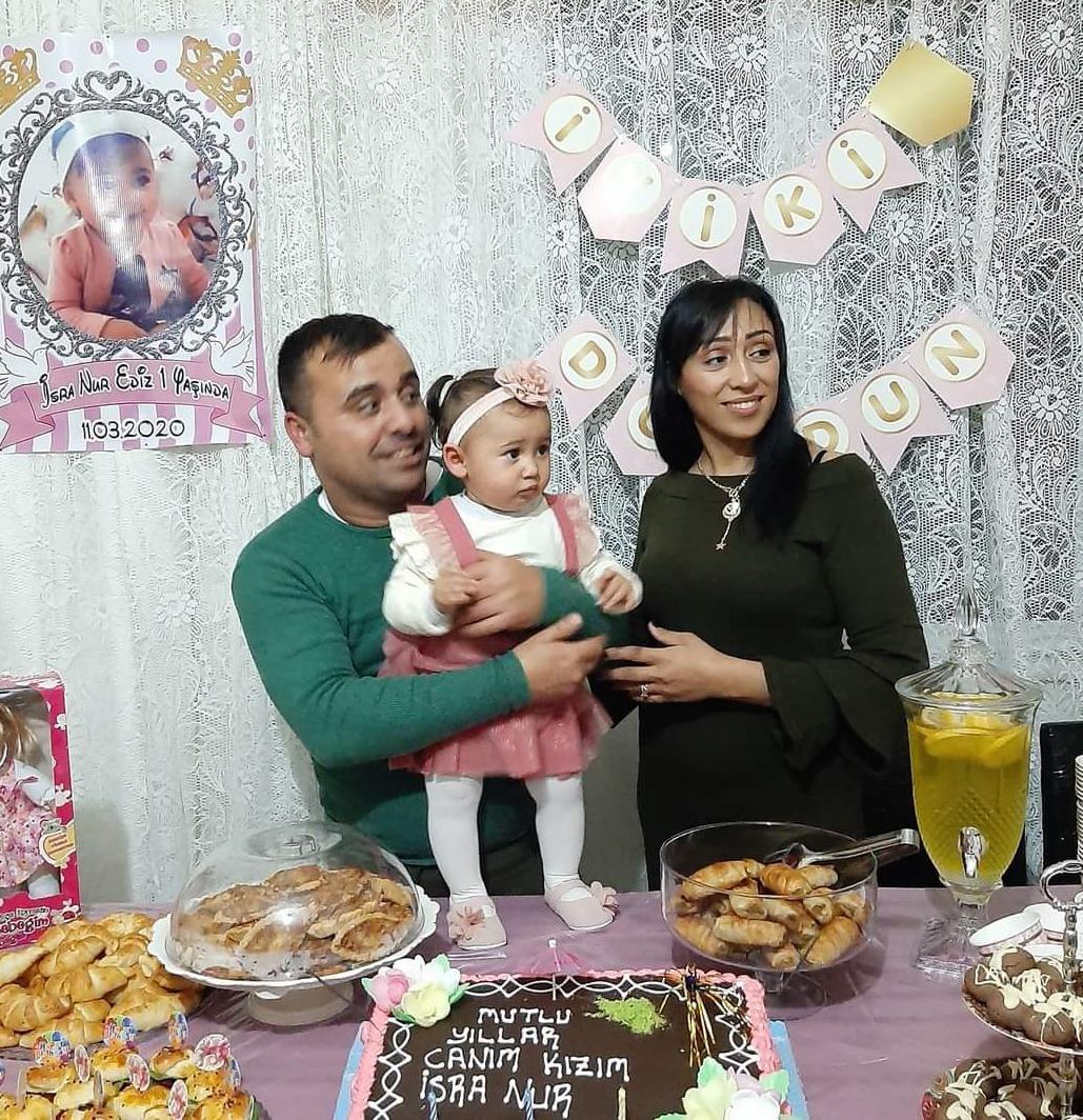 Kamyonun fırlayan tekerlerinden biri Lamiayı öldürdü, diğeri zincirleme kazaya neden oldu