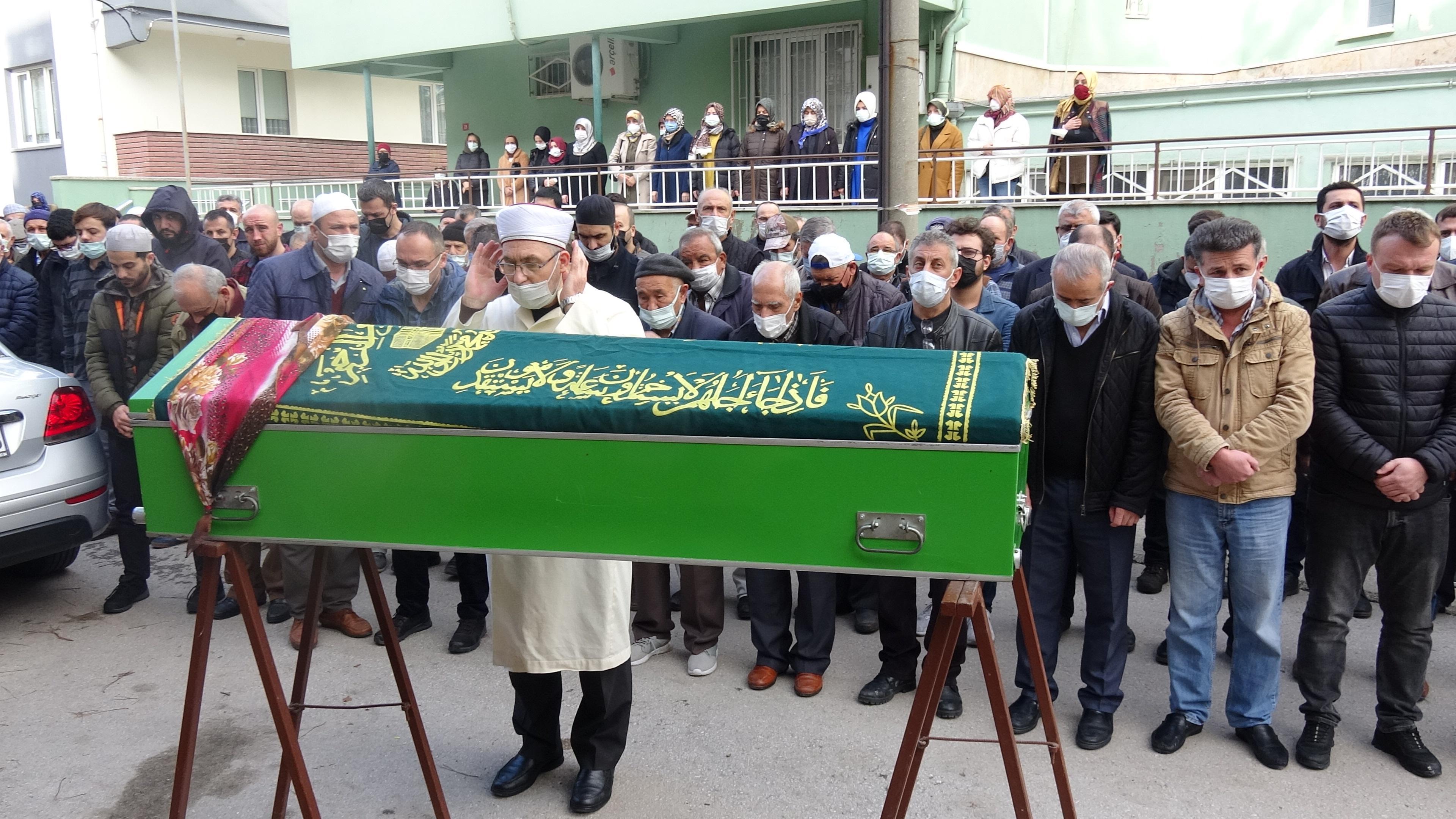 Kazada hayatını kaybeden Doç. Dr. Dokumacı, toprağa verildi