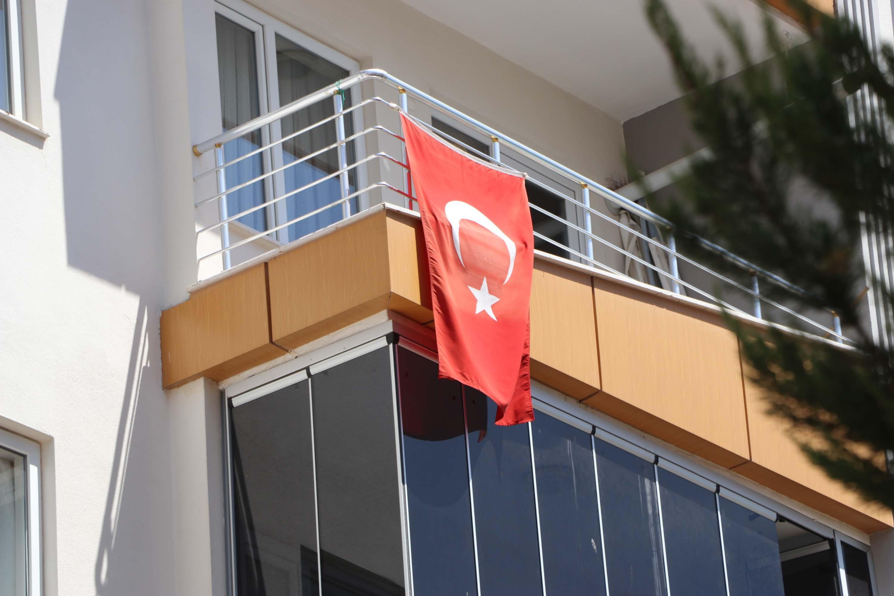 Teröristlerden üs bölgesine roketli saldırı: 1 şehit, 4 yaralı