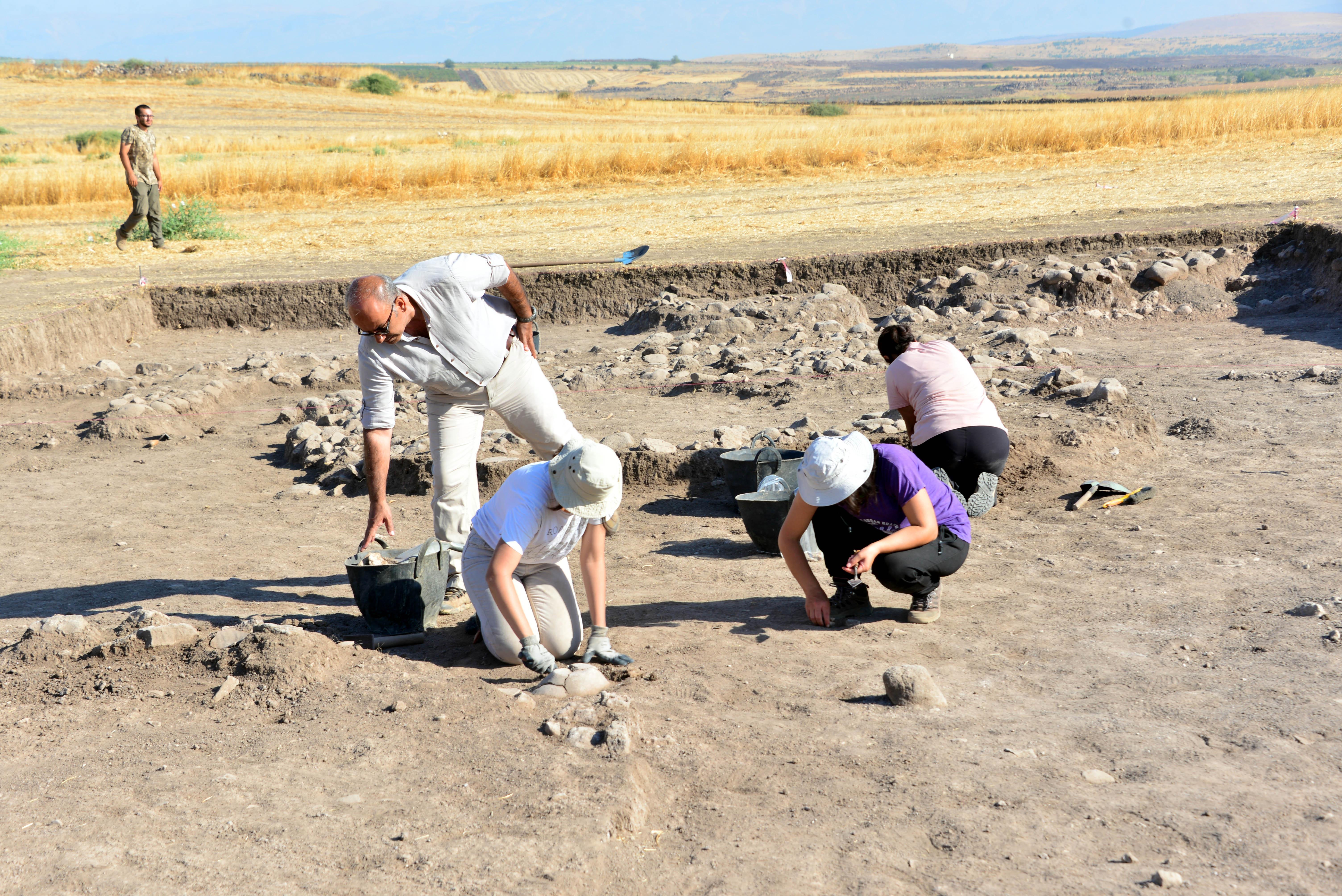 Kahramanmaraşta 7 bin 500 yıllık köy kalıntıları bulundu