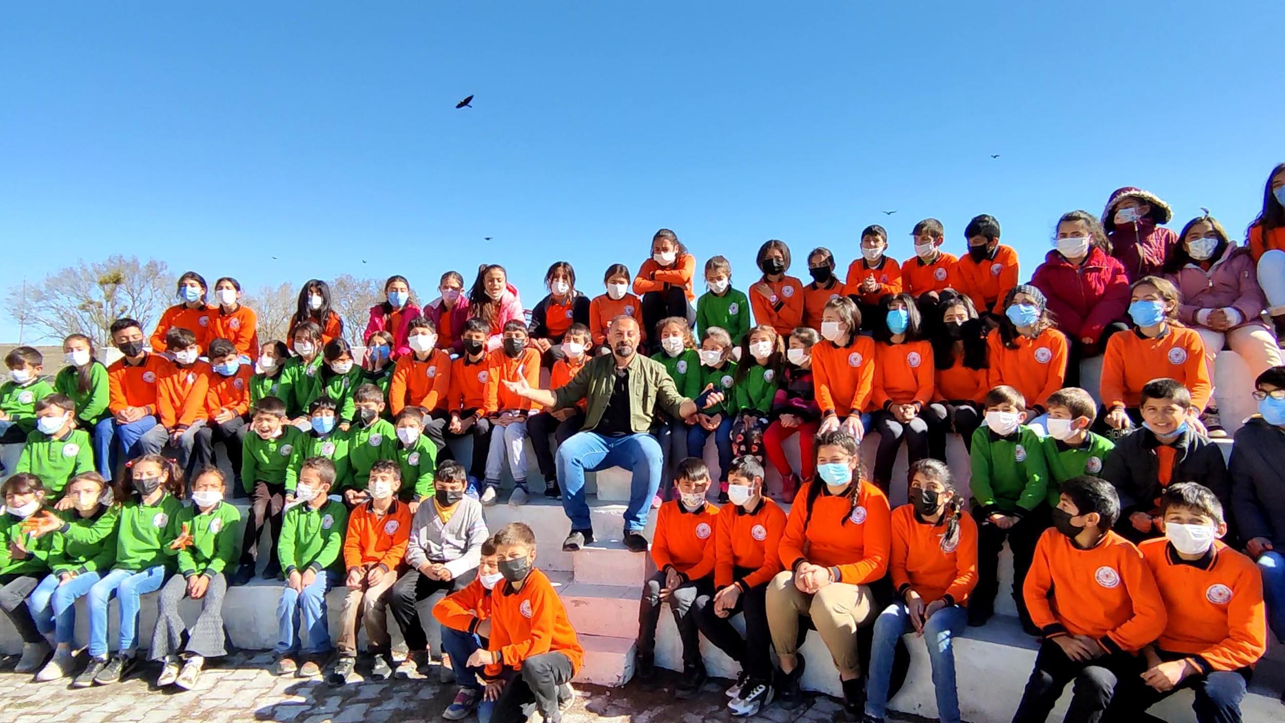 Bahane yok dedi, köy okulu koleje dönüştürüldü