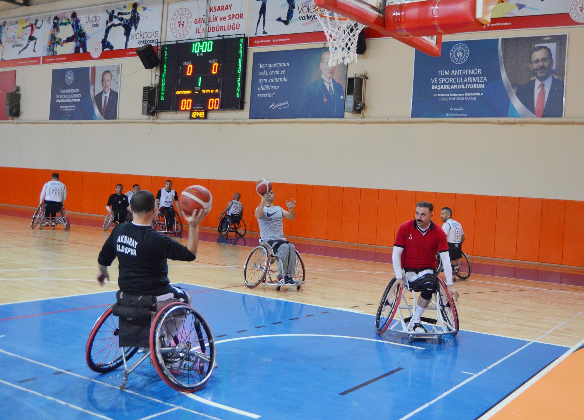 11 yaşında bacağını kaybeden Özgenç’in hayatını basketbol değiştirdi