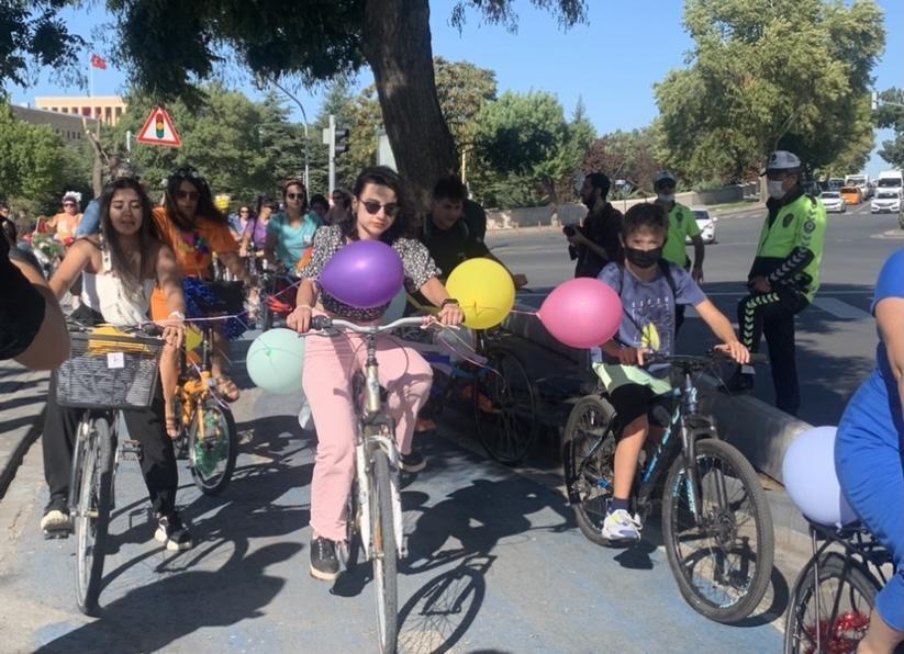 Süslü Kadınlar Bisiklet Turu Ankara etabı yapıldı