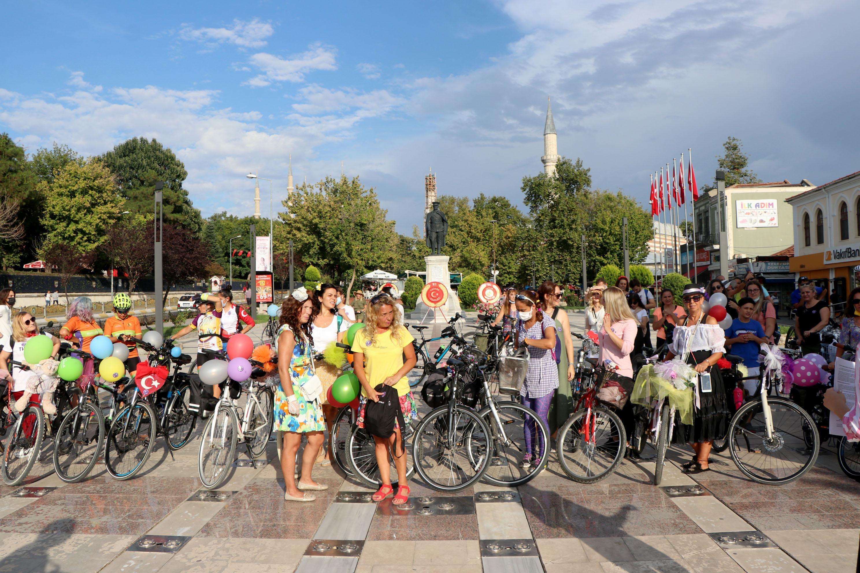 Süslü Kadınlar Bisiklet Turu Ankara etabı yapıldı