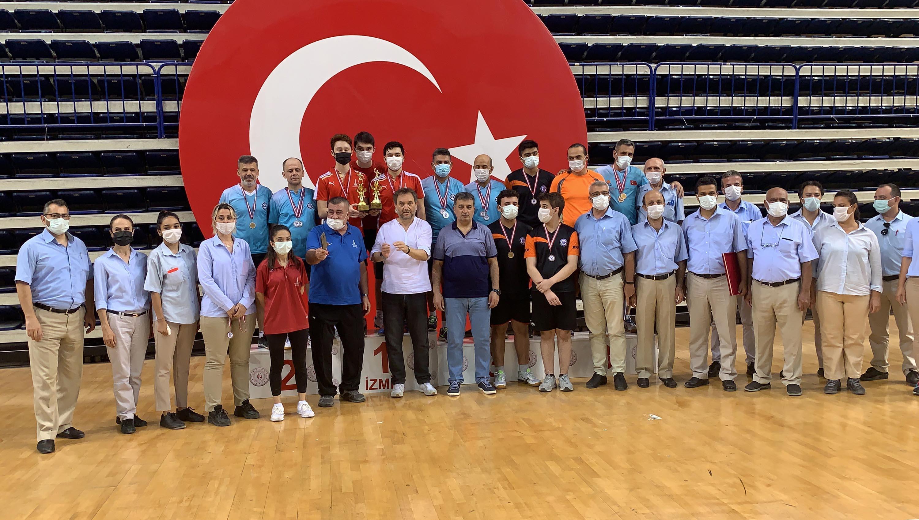 TSYD Masa Tenisi Turnuvasında şampiyon İzmir BŞB