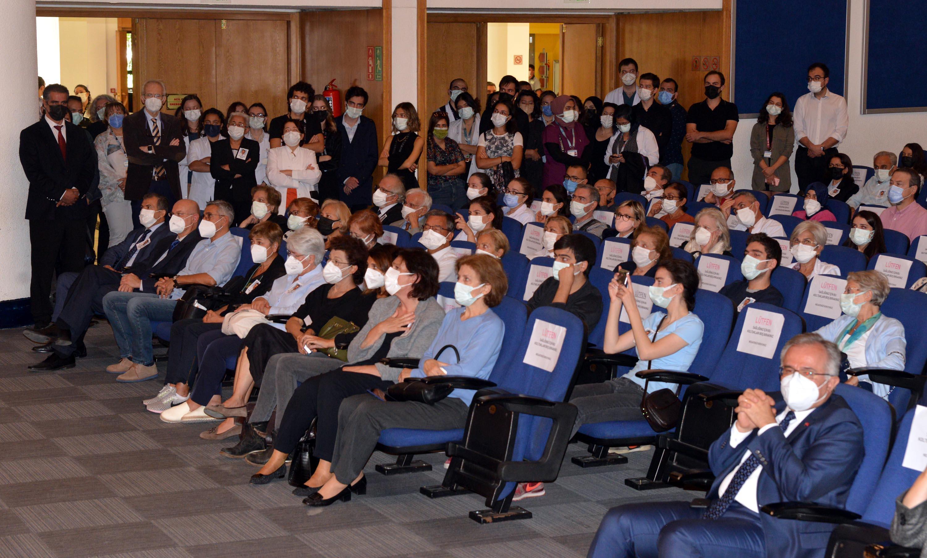 Covid-19dan hayatını kaybeden Prof. Dr. Tırnaksız için hüzünlü tören