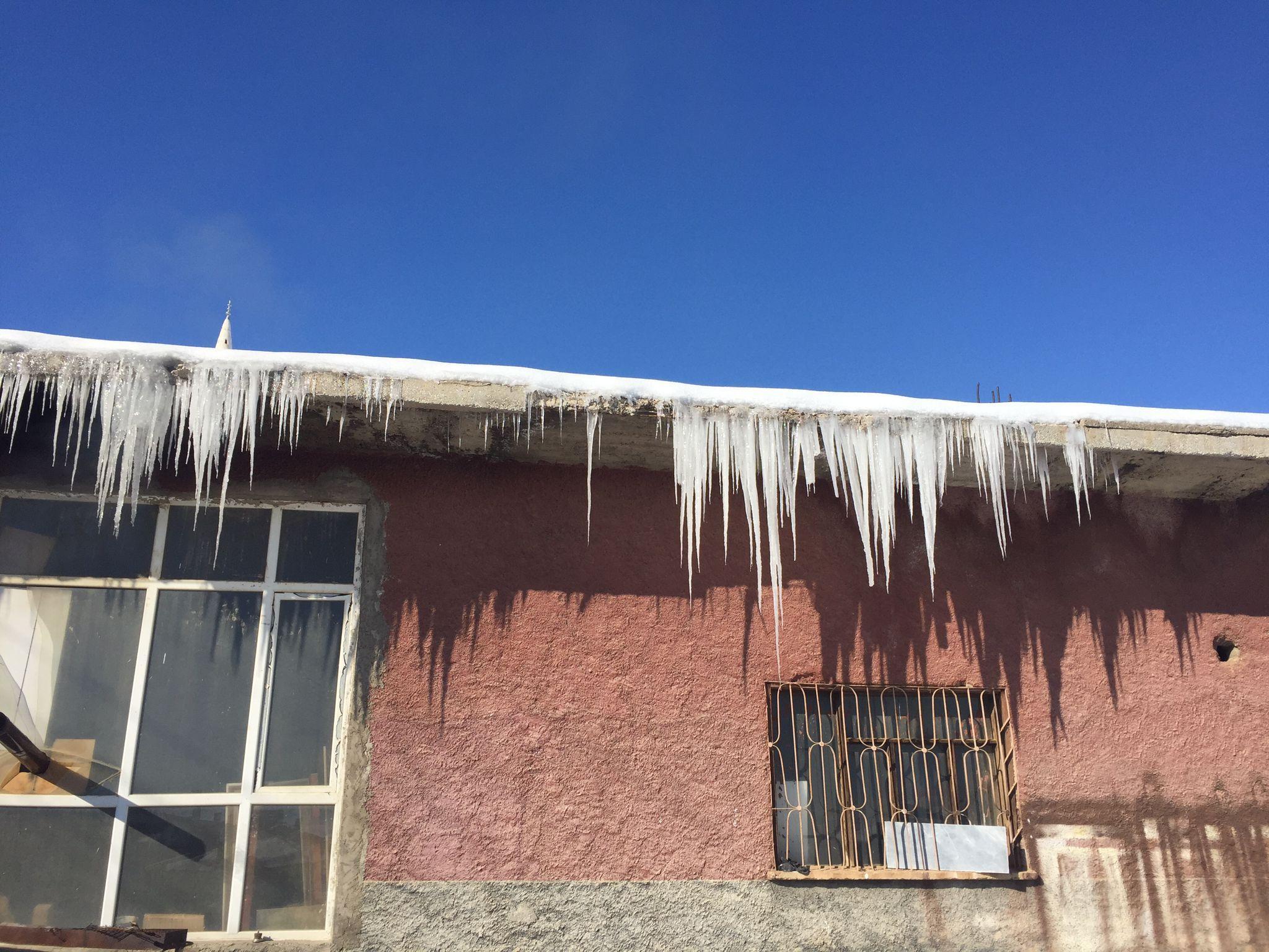 Adana Tufanbeyli, eksi 20,6 dereceyle buz kesti