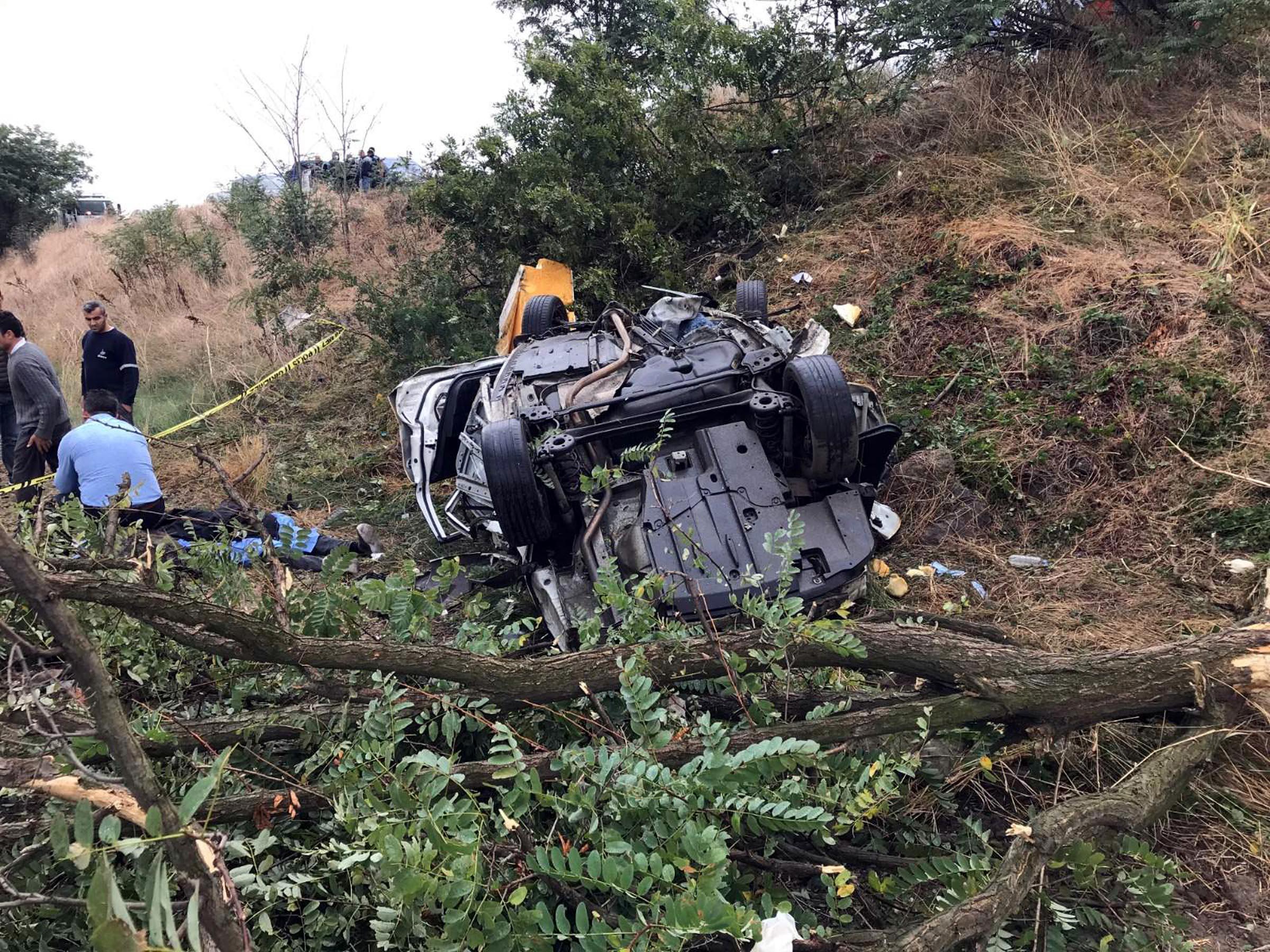 Tekirdağda otomobil, tarlaya yuvarlandı: 3 ölü