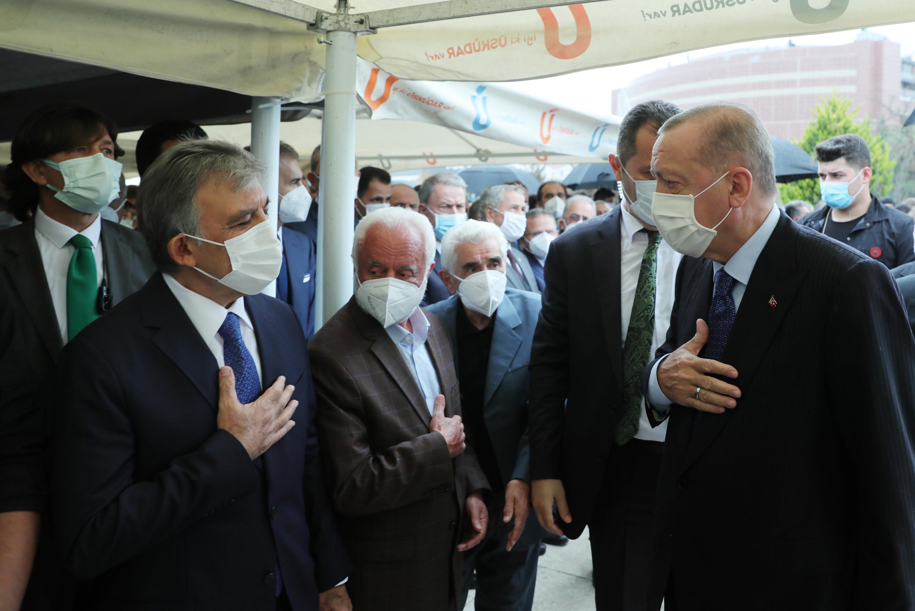 Cumhurbaşkanı Erdoğan, İsmet Uçmanın cenazesine katıldı
