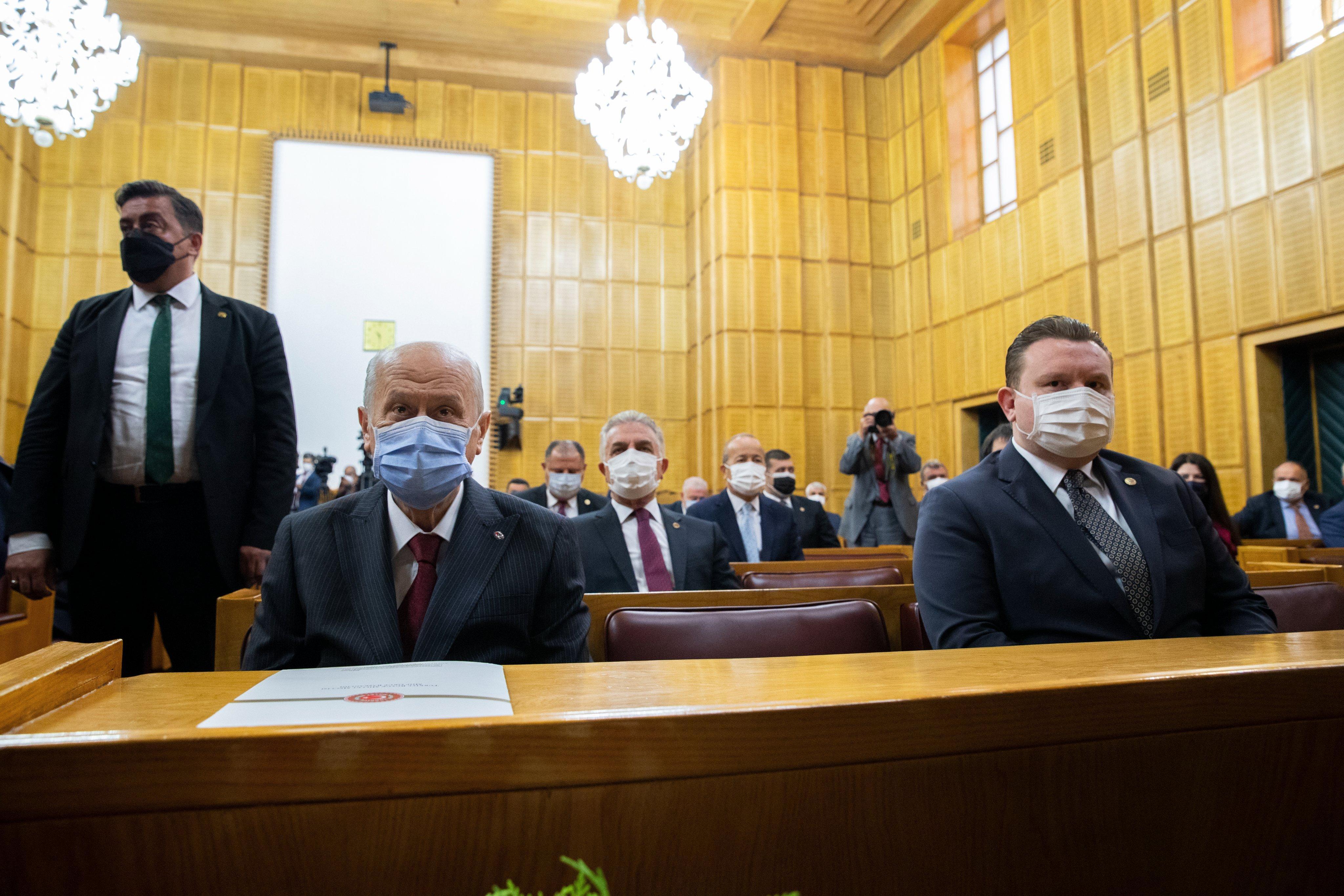 Bahçeli: Türkiyenin karşısına çıkarılan silahlı terör sorunudur