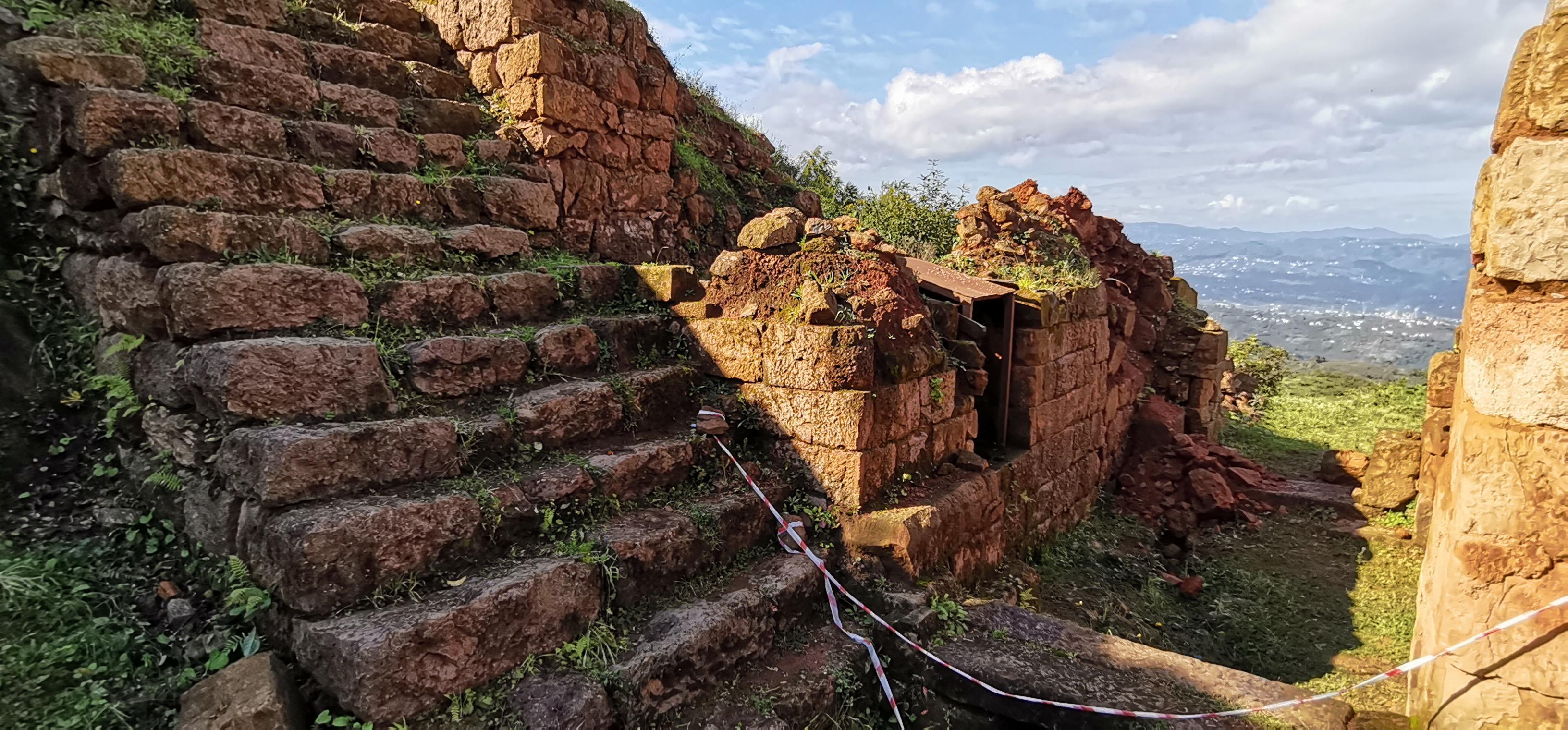 Kurul Kalesindeki kazılarda yeni girişe ulaşıldı