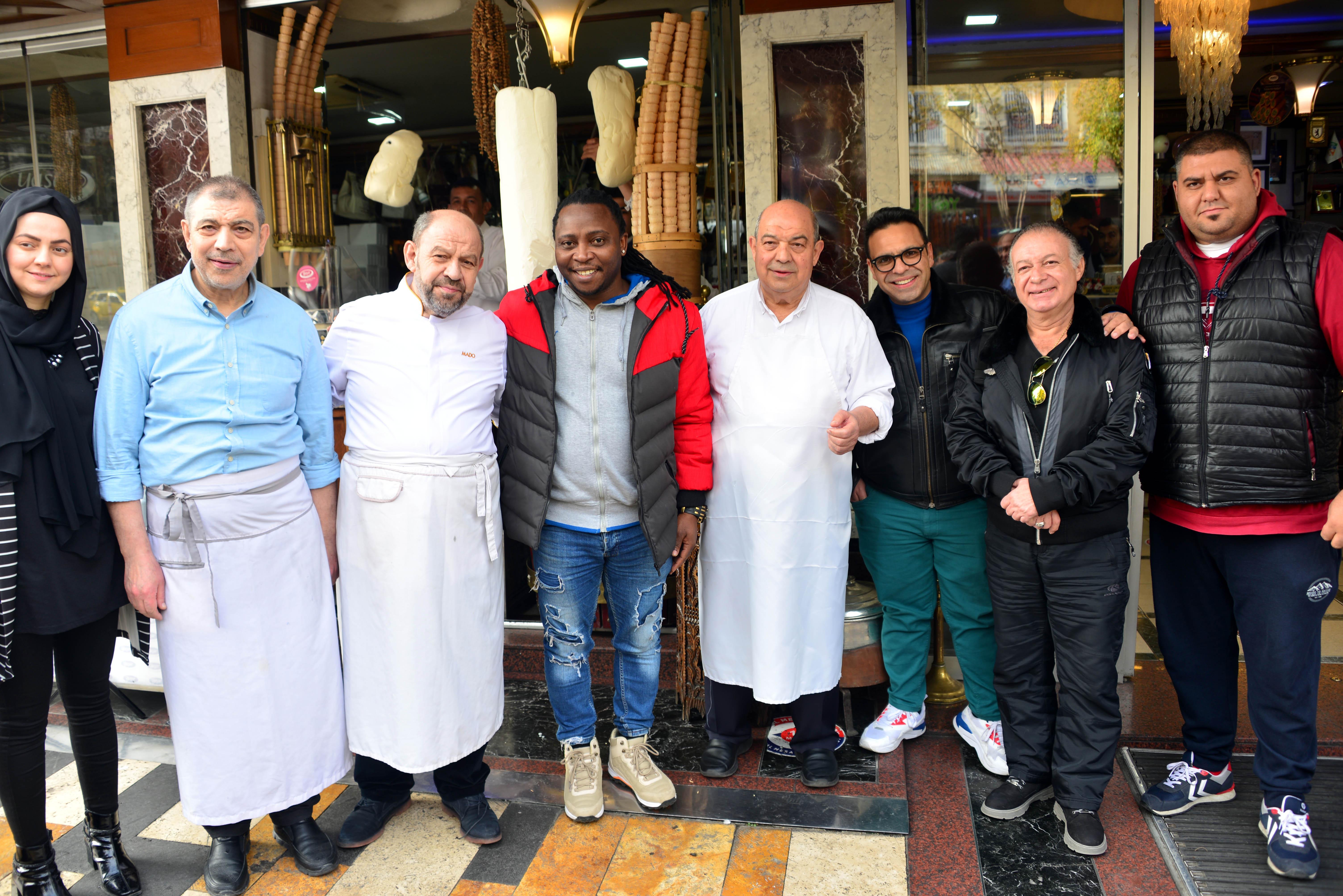 Obayana Max Bendo: Dondurmacıda çalışmıyorum, filmde oynuyorum