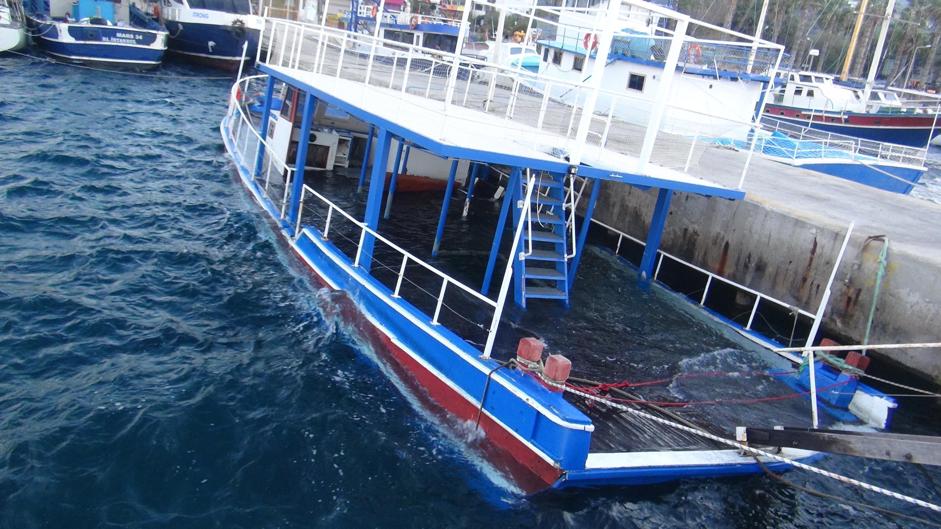 Ahşap tekne battı; sahibine 40 bin lira ceza kesildi