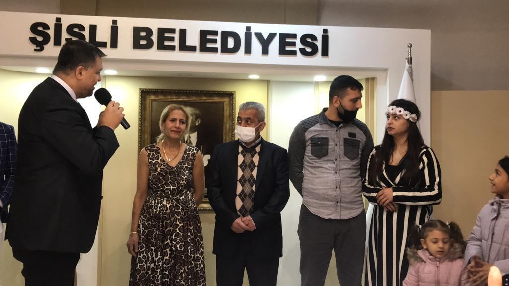 Oğullarıyla aynı anda nikahı kıyılan çiftin torunları da törene katıldı